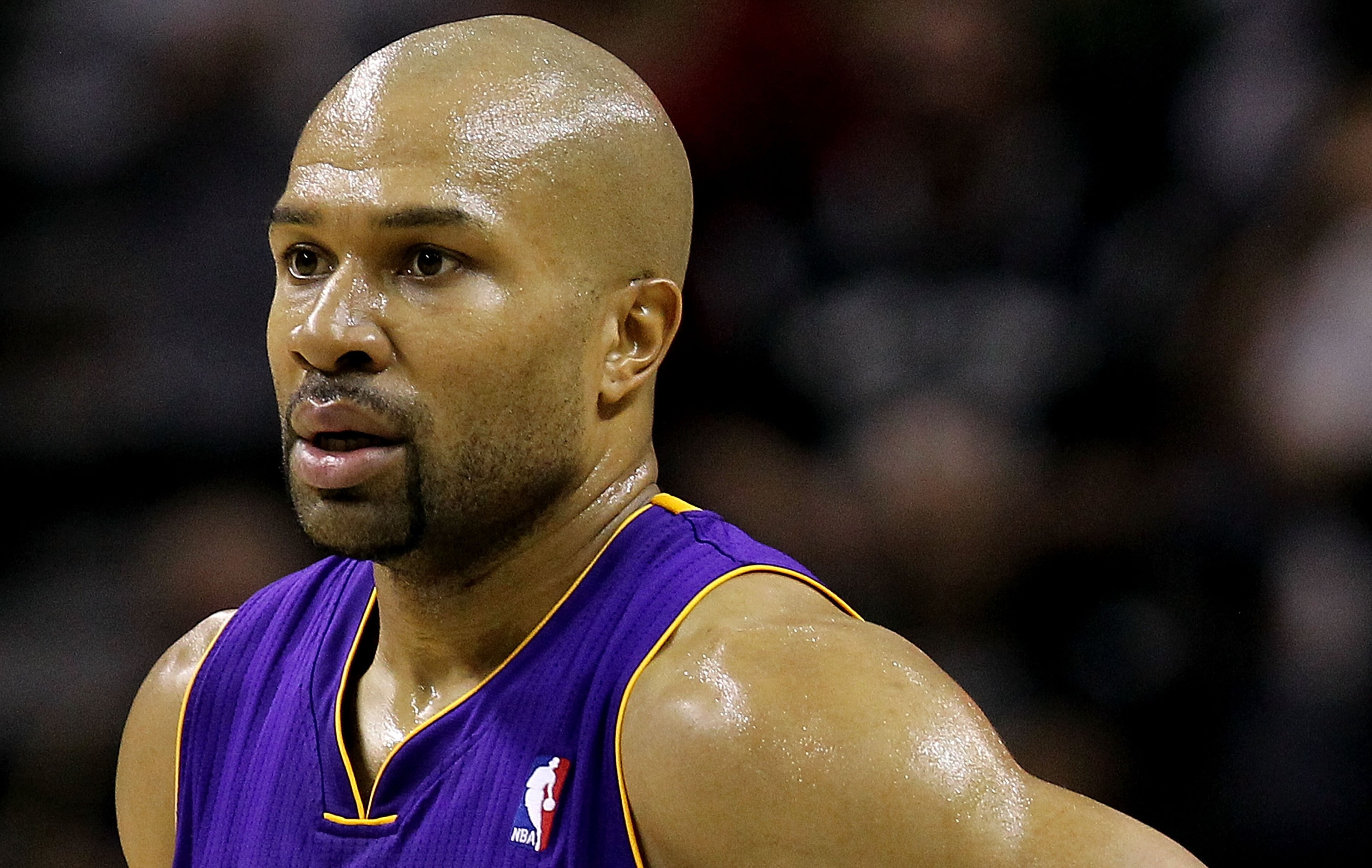 SAN ANTONIO, TX - DECEMBER 28: Guard Derek Fisher #2 of the Los Angeles Lakers at AT&T Center on December 28, 2010 in San Antonio, Texas. NOTE TO USER: User expressly acknowledges and agrees that, by downloading and/or using this photograph, user is con SAN ANTONIO, TX - DECEMBER 28: Guard Derek Fisher #2 of the Los Angeles Lakers at AT&T Center on December 28, 2010 in San Antonio, Texas. NOTE TO USER: User expressly acknowledges and agrees that, by downloading and/or using this photograph, user is con