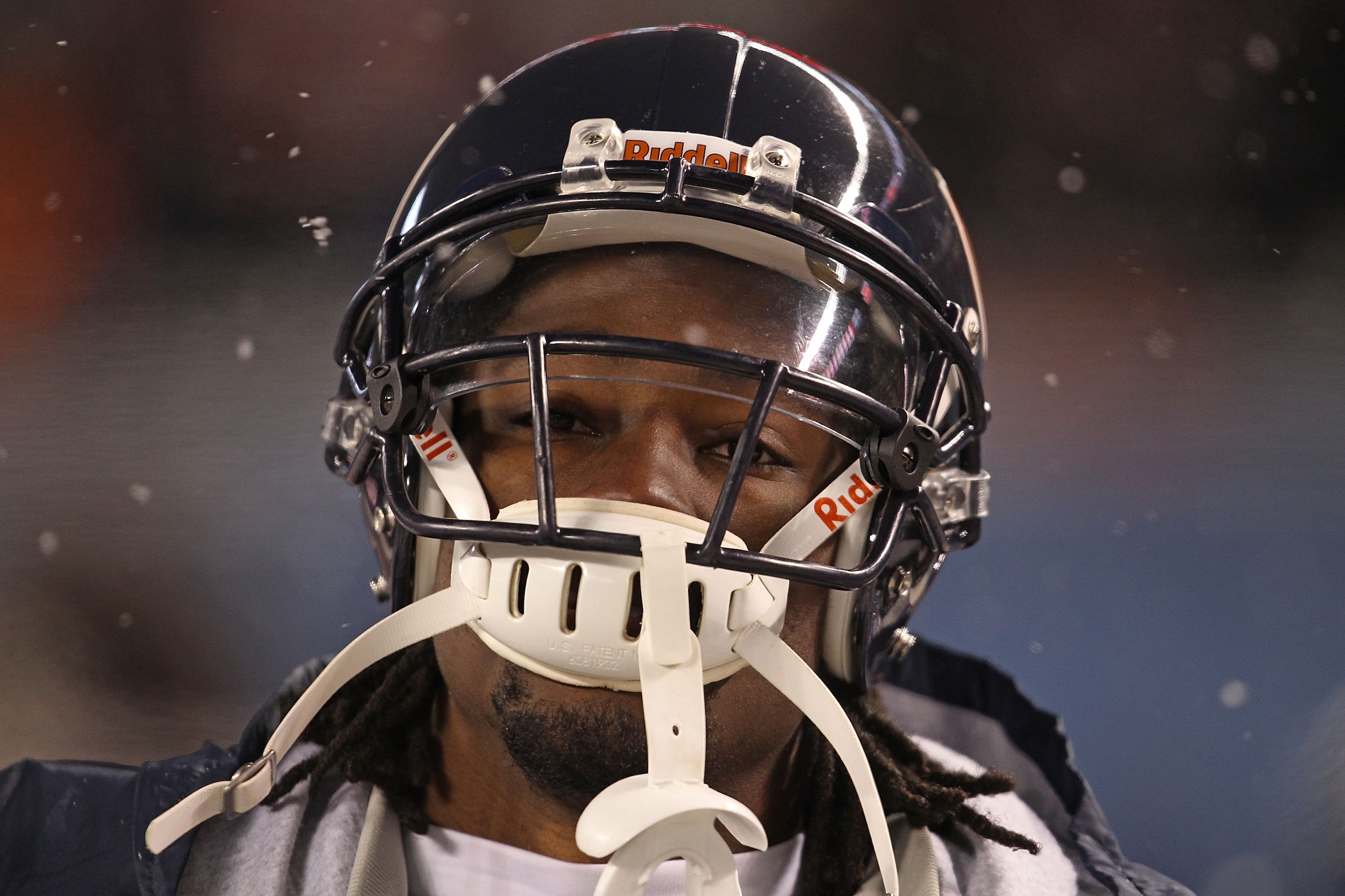 CHICAGO - DECEMBER 12: Devin Aromashodu #19 of the Chicago Bears satnds on the sidelines trying to stay warm during the final minutes of a game against the New England Patriots at Soldier Field on December 12, 2010 in Chicago, Illinois. The Patriots defea