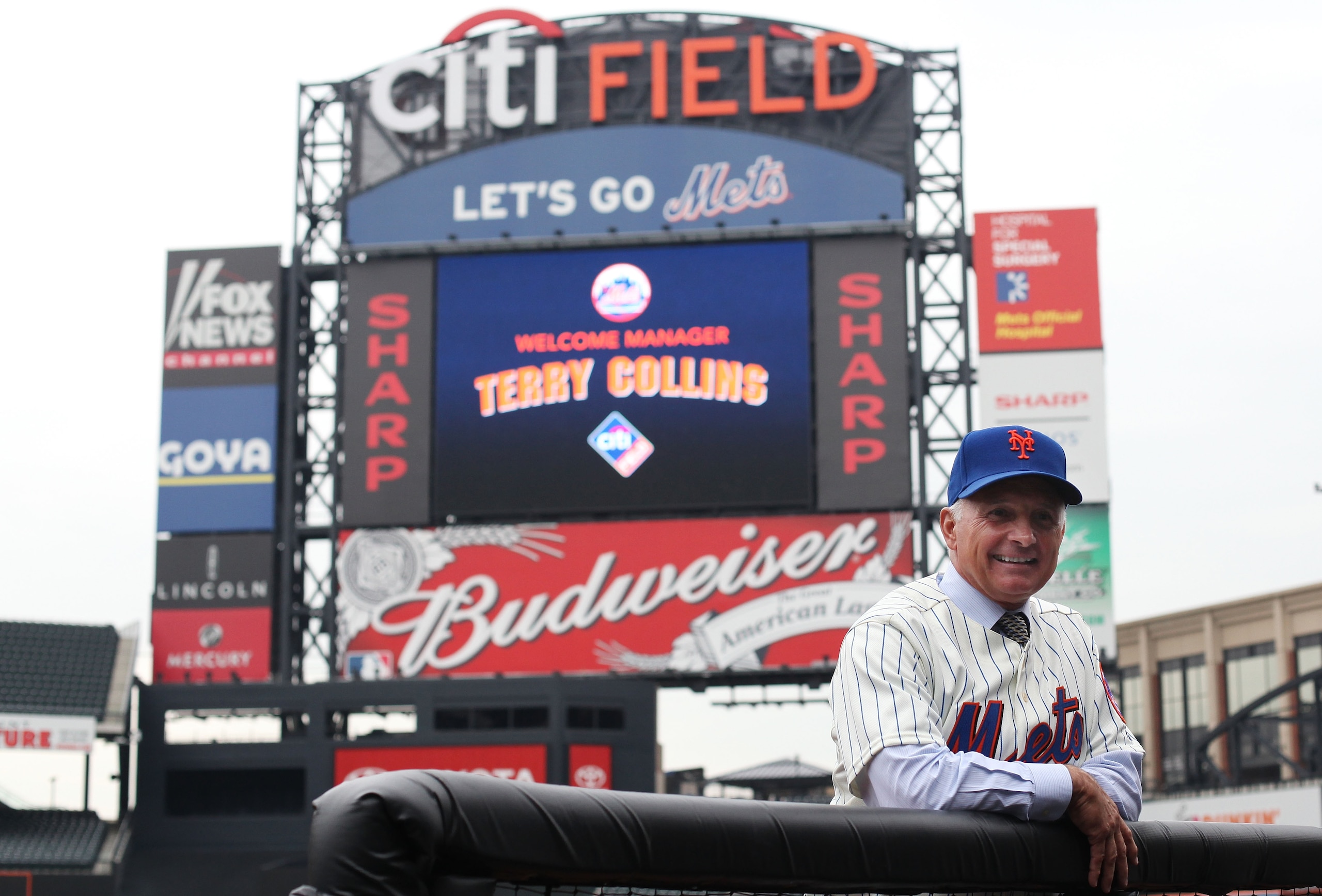 NEW YORK - NOVEMBER 23: New York Mets new manager Terry Collins poses for photographs in the dugout after a press conference at Citi Field on November 23, 2010 in the Flushing neighborhood, of the Queens borough of New York City. (Photo by Chris McGrath NEW YORK - NOVEMBER 23: New York Mets new manager Terry Collins poses for photographs in the dugout after a press conference at Citi Field on November 23, 2010 in the Flushing neighborhood, of the Queens borough of New York City. (Photo by Chris McGrath