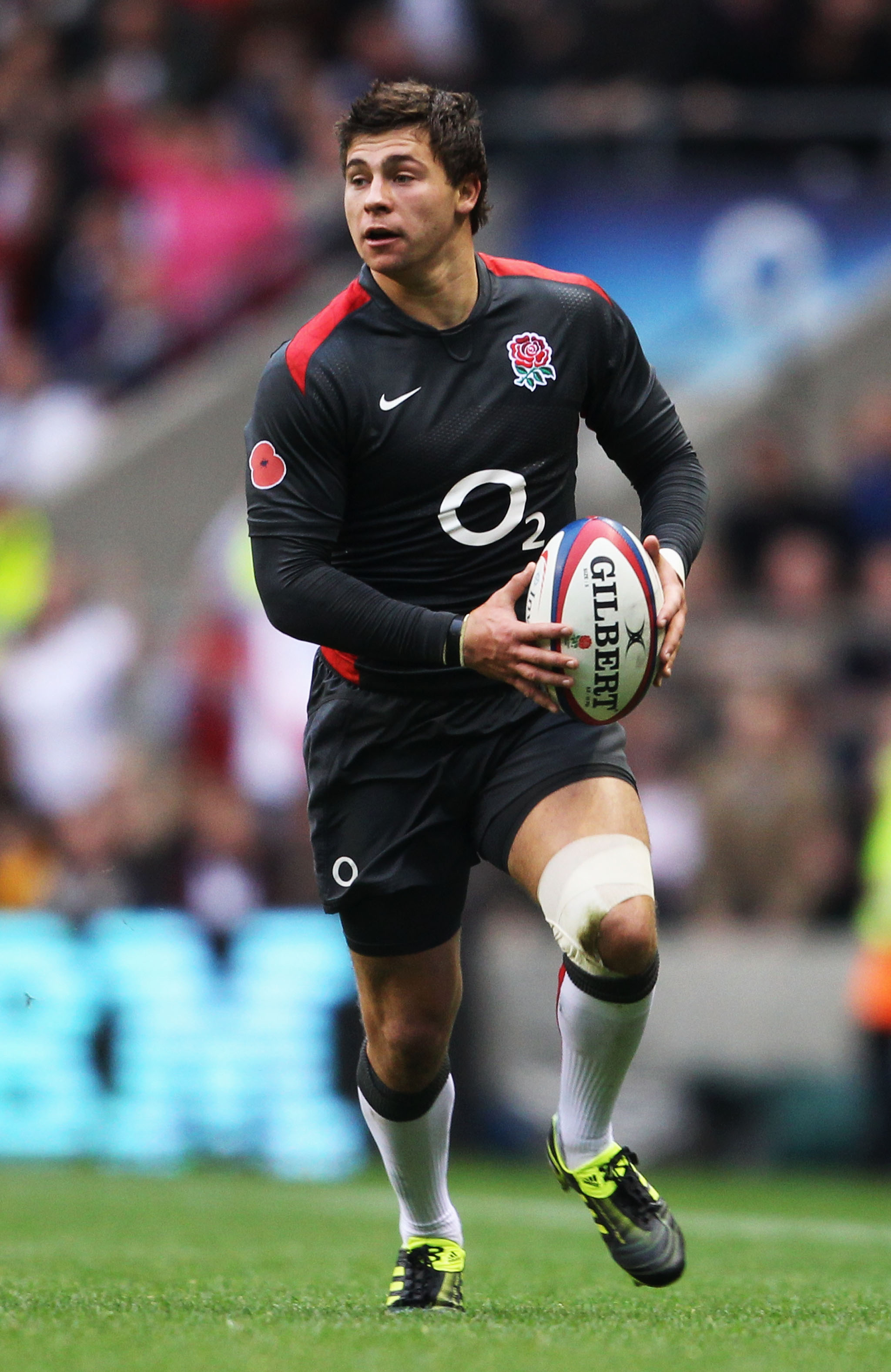 LONDON, ENGLAND - NOVEMBER 13: Ben Youngs of England in action during the Investec international test match between England and Australia at Twickenham Stadium on November 13, 2010 in London, England. (Photo by Scott Heavey/Getty Images)