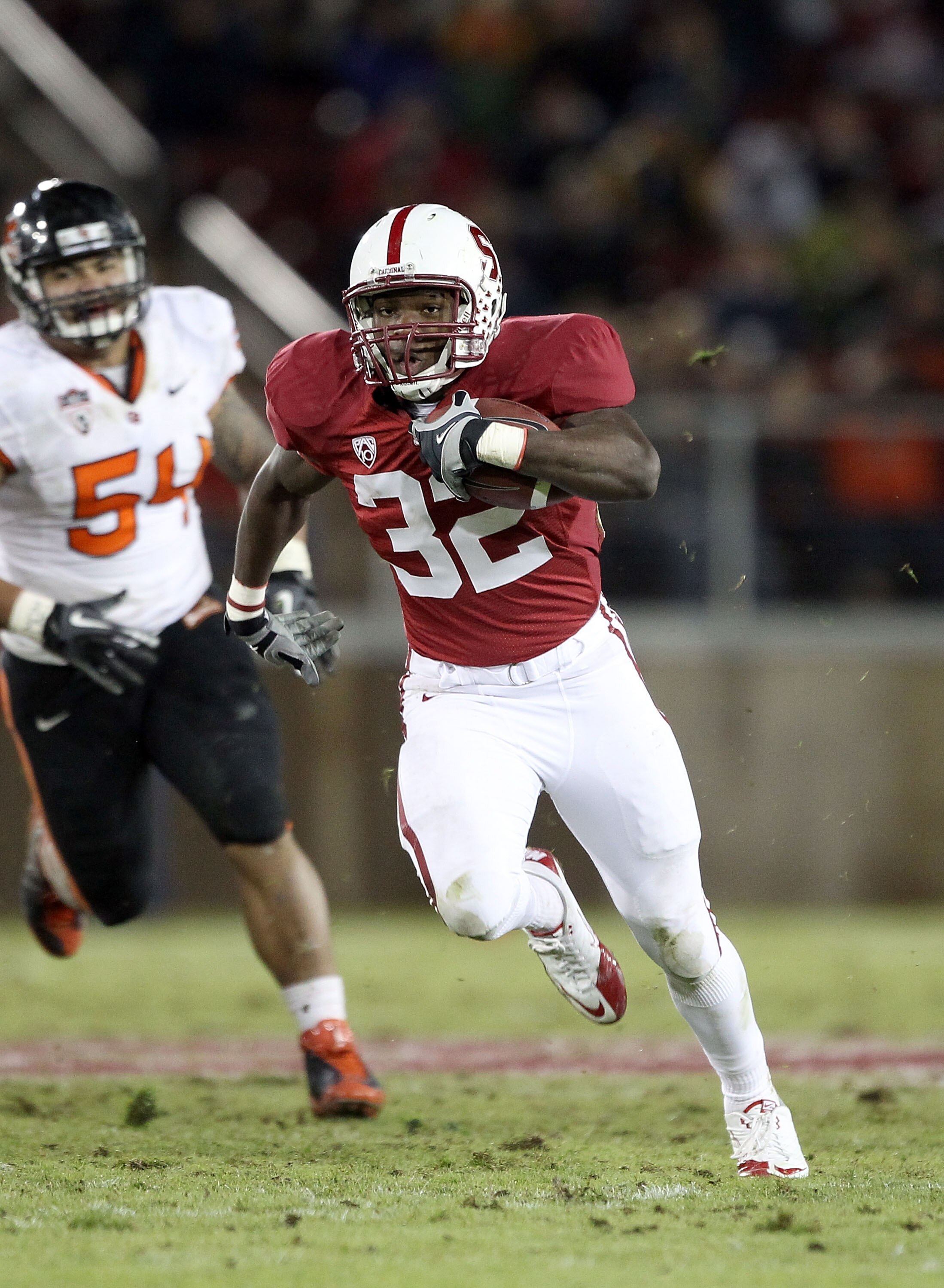 PALO ALTO, CA - NOVEMBER 27:  Anthony Wilkerson #32 of the Stanford Cardinal in action against the Oregon State Beavers at Stanford Stadium on November 27, 2010 in Palo Alto, California.  (Photo by Ezra Shaw/Getty Images)