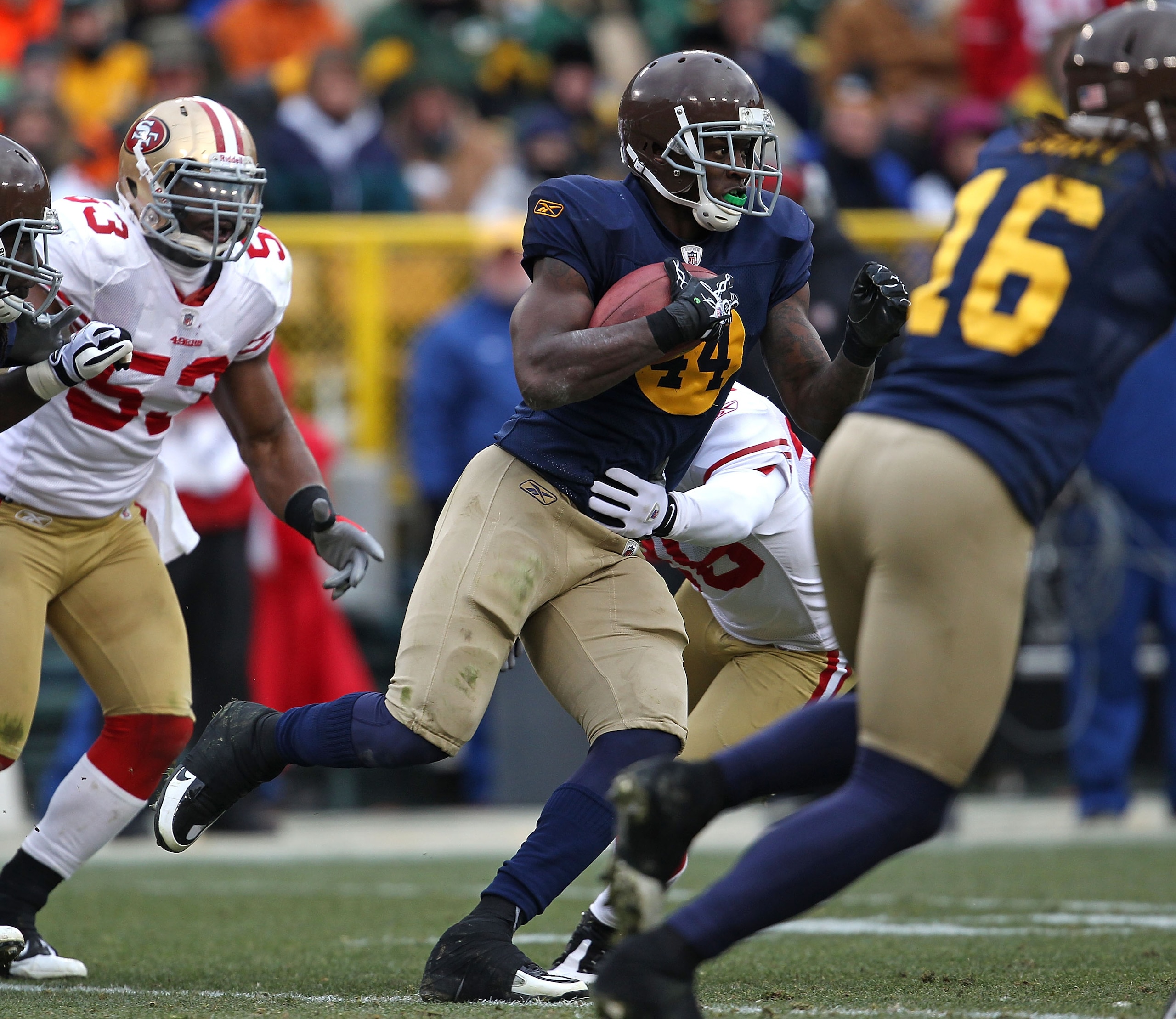GREEN BAY, WI - DECEMBER 05: James Starks #44 of the Green Bay Packers runs against the San Francisco 49ers at Lambeau Field on December 5, 2010 in Green Bay, Wisconsin. The Packers defeated the 49ers 34-16. (Photo by Jonathan Daniel/Getty Images)