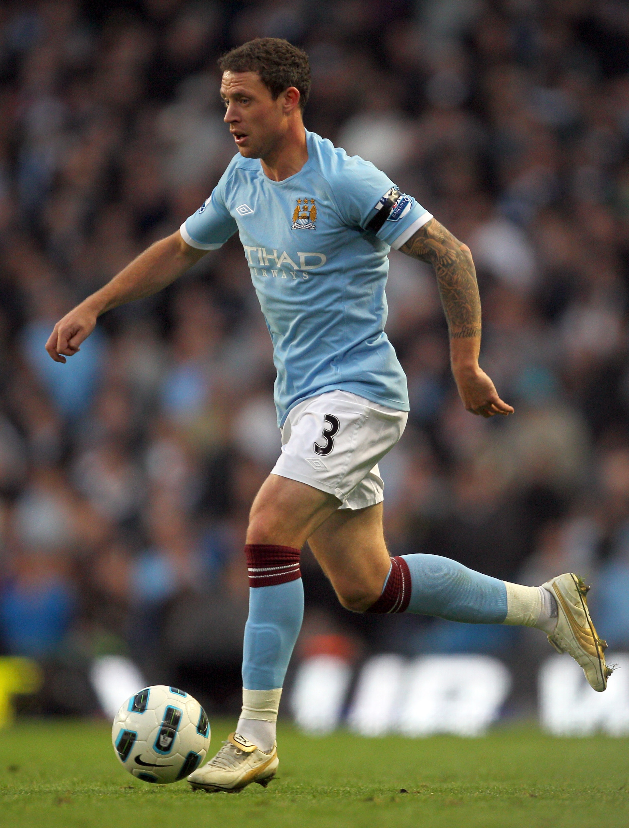 MANCHESTER, ENGLAND - OCTOBER 24: Wayne Bridge of Manchester City in action during the Barclays Premier League match between Manchester City and Arsenal at City of Manchester Stadium on October 24, 2010 in Manchester, England. (Photo by Clive Rose/Getty MANCHESTER, ENGLAND - OCTOBER 24: Wayne Bridge of Manchester City in action during the Barclays Premier League match between Manchester City and Arsenal at City of Manchester Stadium on October 24, 2010 in Manchester, England. (Photo by Clive Rose/Getty