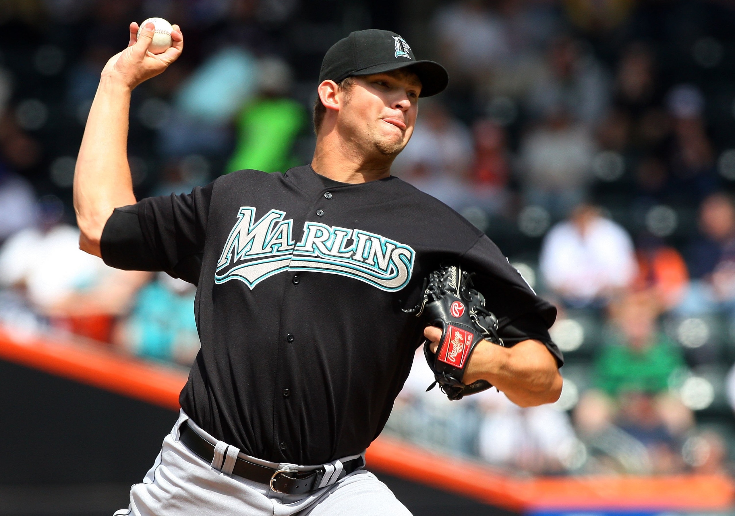 NEW YORK - APRIL 29:  Josh Johnson #55 of the Florida Marlins throws a pitch against the New York Mets on April 29, 2009 at Citi Field in the Flushing neighborhood of the Queens borough of New York City. The Marlins defeated the Mets 4-3.  (Photo by Jim M