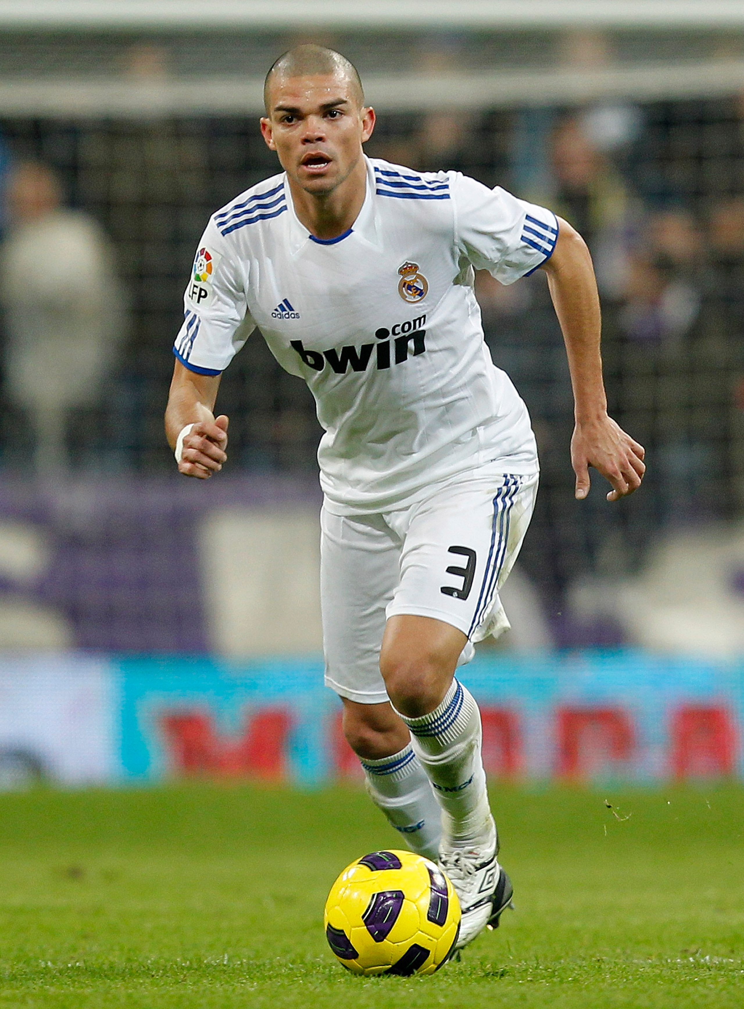 MADRID, SPAIN - DECEMBER 19: Pepe of Real Madrid in action during the La Liga match between Real Madrid and Sevilla at Estadio Santiago Bernabeu on December 19, 2010 in Madrid, Spain. Real Madrid won the match 1-0. (Photo by Angel Martinez/Getty Images) MADRID, SPAIN - DECEMBER 19: Pepe of Real Madrid in action during the La Liga match between Real Madrid and Sevilla at Estadio Santiago Bernabeu on December 19, 2010 in Madrid, Spain. Real Madrid won the match 1-0. (Photo by Angel Martinez/Getty Images)