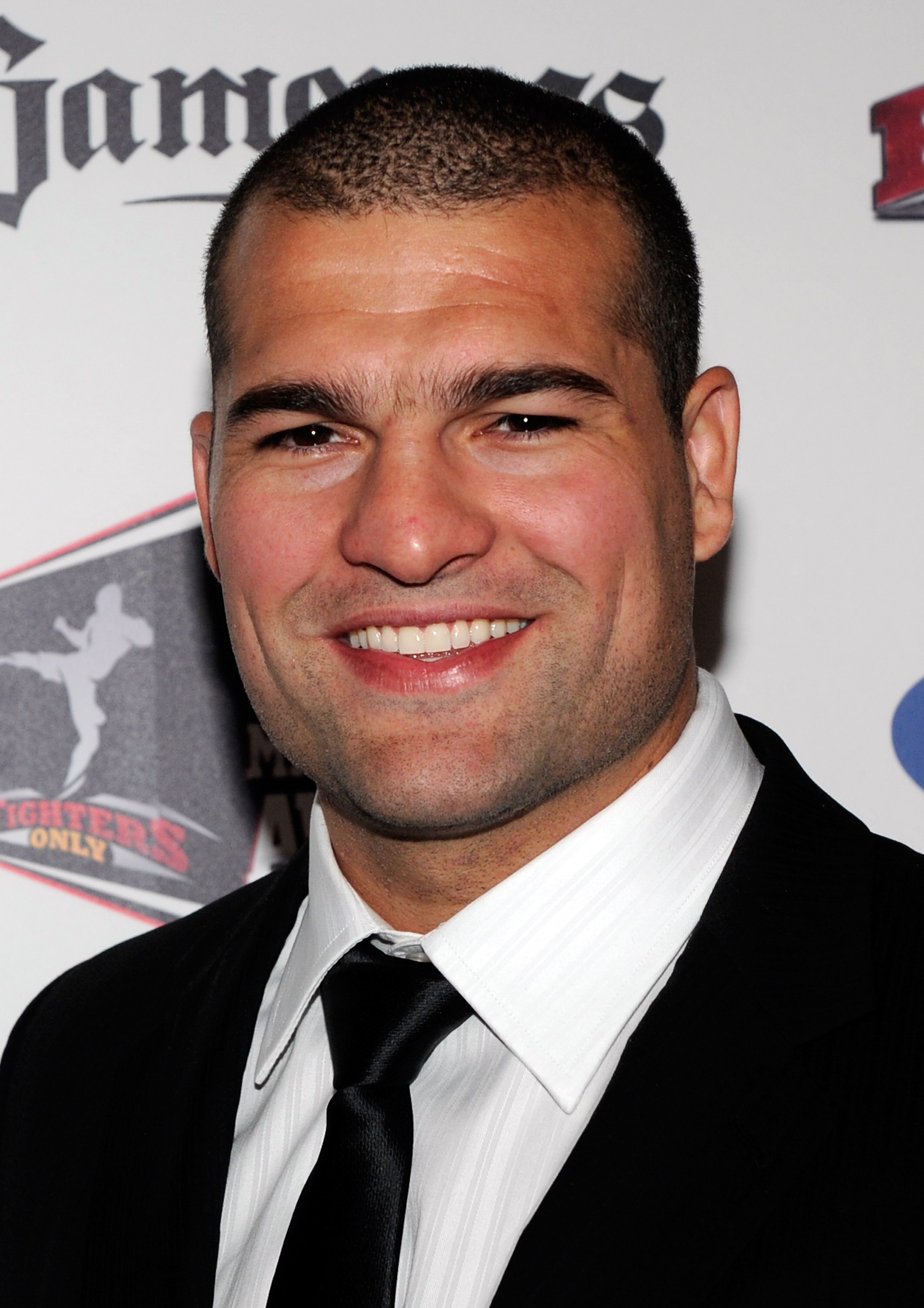 LAS VEGAS, NV - DECEMBER 01:  Mixed martial artist Mauricio 'Shogun' Rua arrives at the third annual Fighters Only World Mixed Martial Arts Awards 2010 at the Palms Casino Resort December 1, 2010 in Las Vegas, Nevada.  (Photo by Ethan Miller/Getty Images)