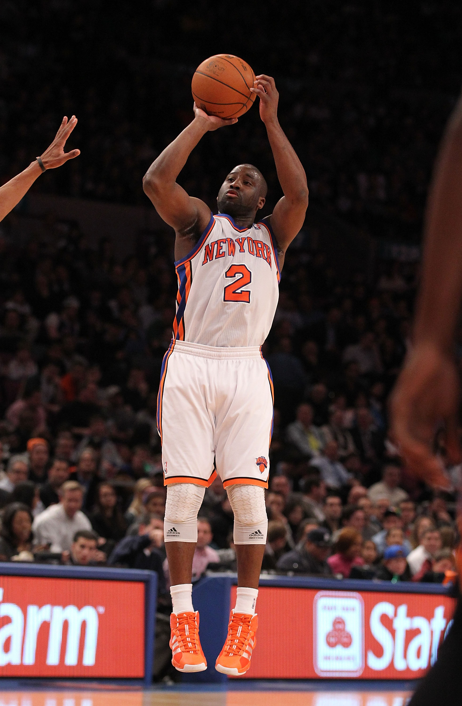 NEW YORK - DECEMBER 22:  Raymond Felton #2 of the New York Knicks in action against the Oklahoma City Thunder at Madison Square Garden on December 22, 2010 in New York, New York.   NOTE TO USER: User expressly acknowledges and agrees that, by downloading