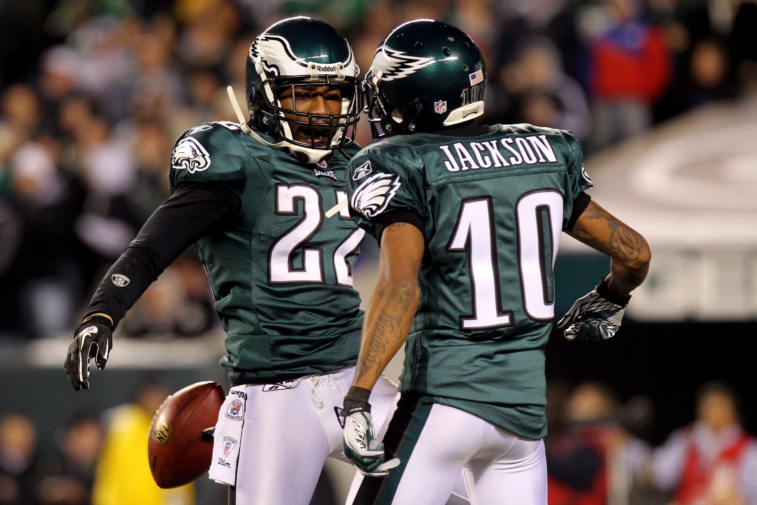 PHILADELPHIA - NOVEMBER 21: Asante Samuel #22 of the Philadelphia Eagles celebrates with teammate DeSean Jackson #10 after an interception in the second quarter against the New York Giants at Lincoln Financial Field on November 21, 2010 in Philadelphia, PHILADELPHIA - NOVEMBER 21: Asante Samuel #22 of the Philadelphia Eagles celebrates with teammate DeSean Jackson #10 after an interception in the second quarter against the New York Giants at Lincoln Financial Field on November 21, 2010 in Philadelphia,