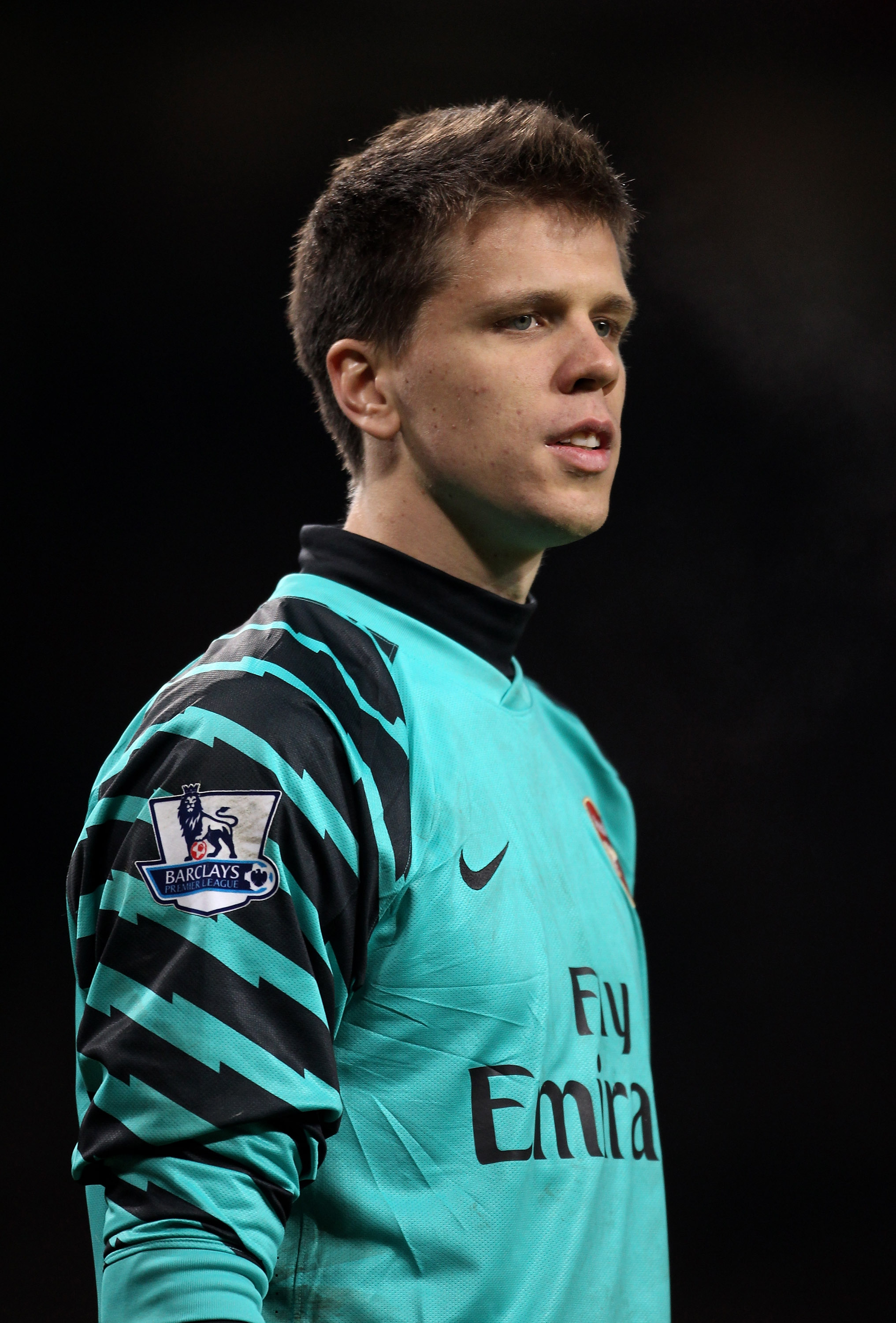 MANCHESTER, ENGLAND - DECEMBER 13:  Wojciech Szczesny of Arsenal looks on during the Barclays Premier League match between Manchester United and Arsenal at Old Trafford on December 13, 2010 in Manchester, England.  (Photo by Alex Livesey/Getty Images)