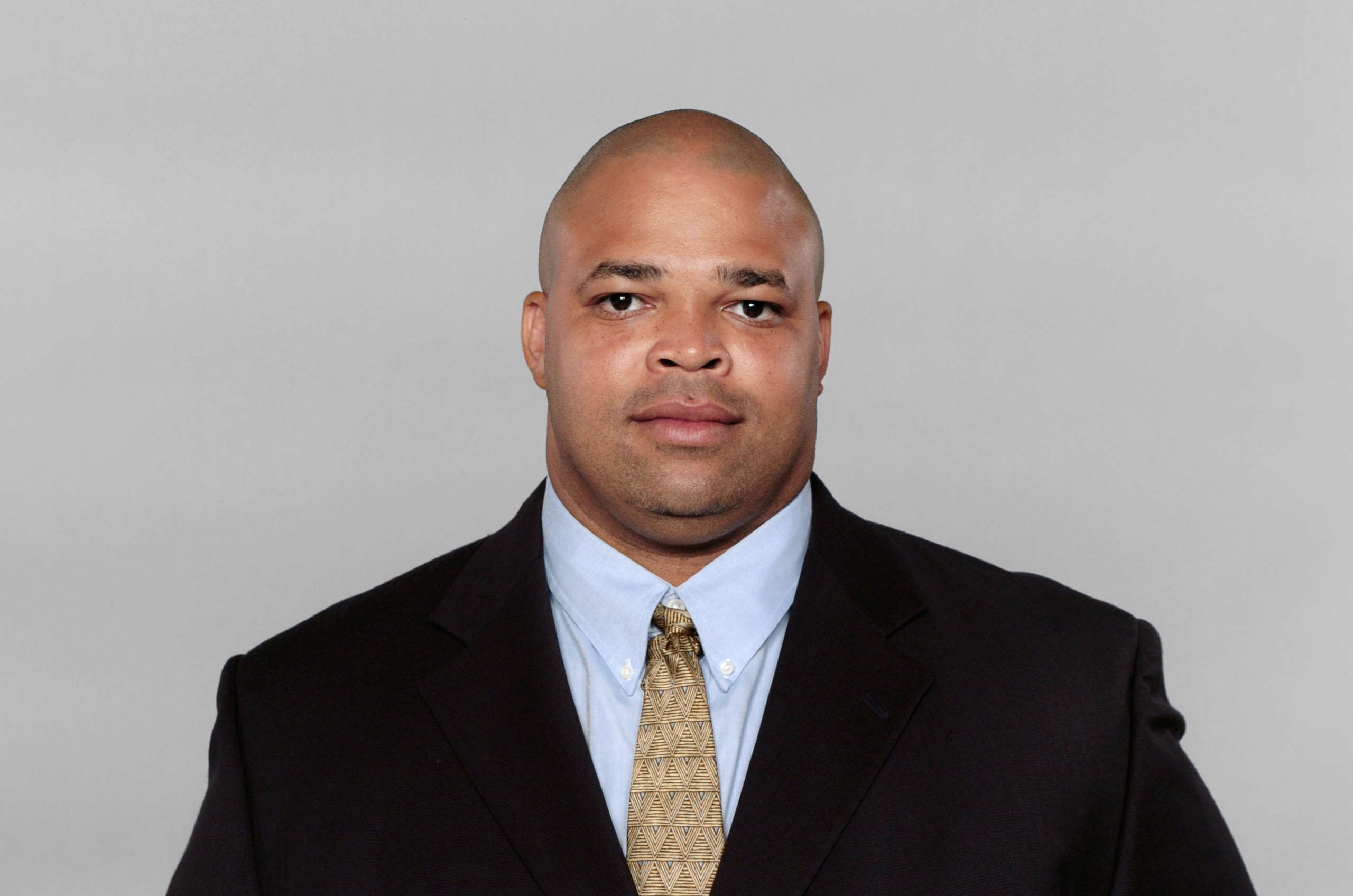 MIAMI - 2006: Bo Davis of the Miami Dolphins poses for his 2006 NFL headshot at photo day in Miami, Florida. (Photo by Getty Images) MIAMI - 2006: Bo Davis of the Miami Dolphins poses for his 2006 NFL headshot at photo day in Miami, Florida. (Photo by Getty Images)