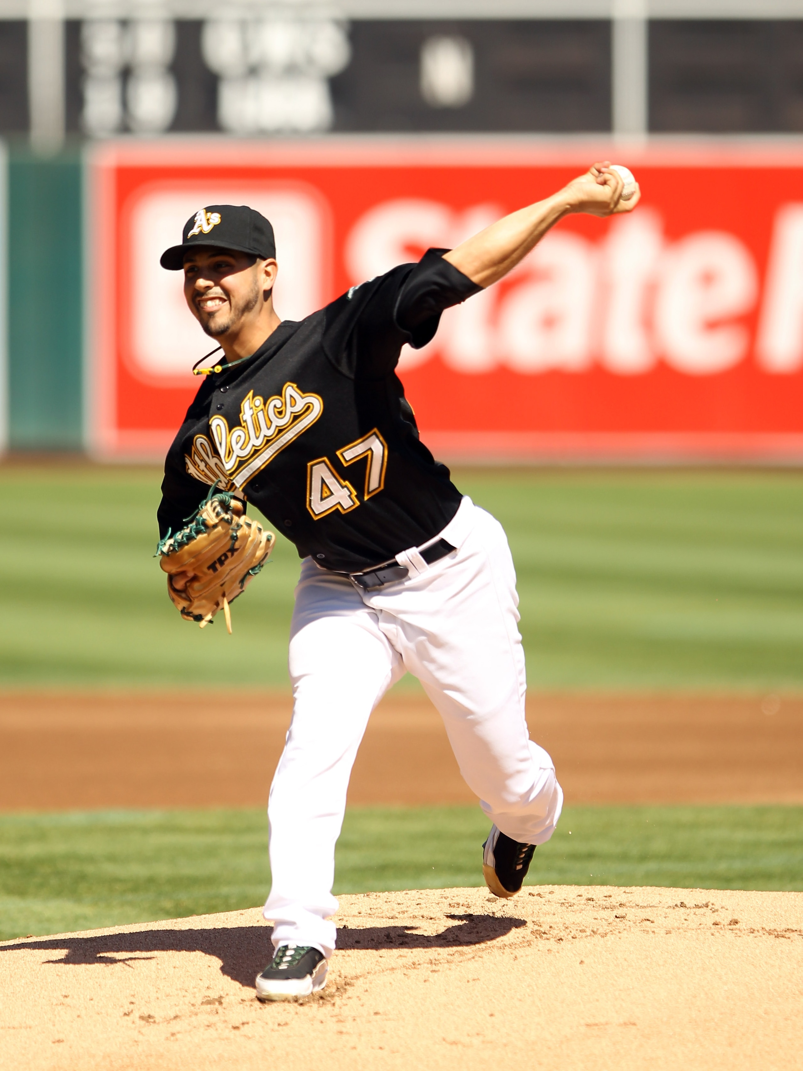 OAKLAND, CA - SEPTEMBER 25: Gio Gonzalez #47 of the Oakland Athletics pitches against the Texas Rangers at the Oakland-Alameda County Coliseum on September 25, 2010 in Oakland, California. (Photo by Ezra Shaw/Getty Images) OAKLAND, CA - SEPTEMBER 25: Gio Gonzalez #47 of the Oakland Athletics pitches against the Texas Rangers at the Oakland-Alameda County Coliseum on September 25, 2010 in Oakland, California. (Photo by Ezra Shaw/Getty Images)
