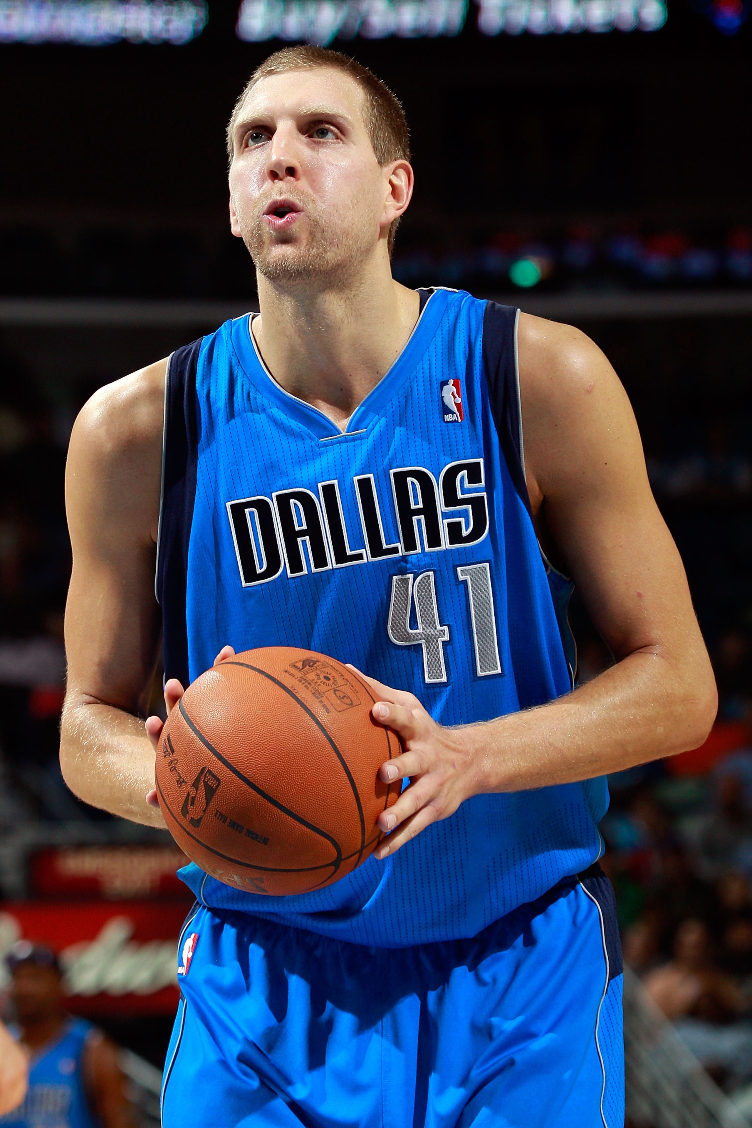 NEW ORLEANS - NOVEMBER 17: Dirk Nowitzki #41 of the Dallas Mavericks shoots a freethrow during the game against the New Orleans Hornets at the New Orleans Arena on November 17, 2010 in New Orleans, Louisiana. NOTE TO USER: User expressly acknowledges an NEW ORLEANS - NOVEMBER 17: Dirk Nowitzki #41 of the Dallas Mavericks shoots a freethrow during the game against the New Orleans Hornets at the New Orleans Arena on November 17, 2010 in New Orleans, Louisiana. NOTE TO USER: User expressly acknowledges an
