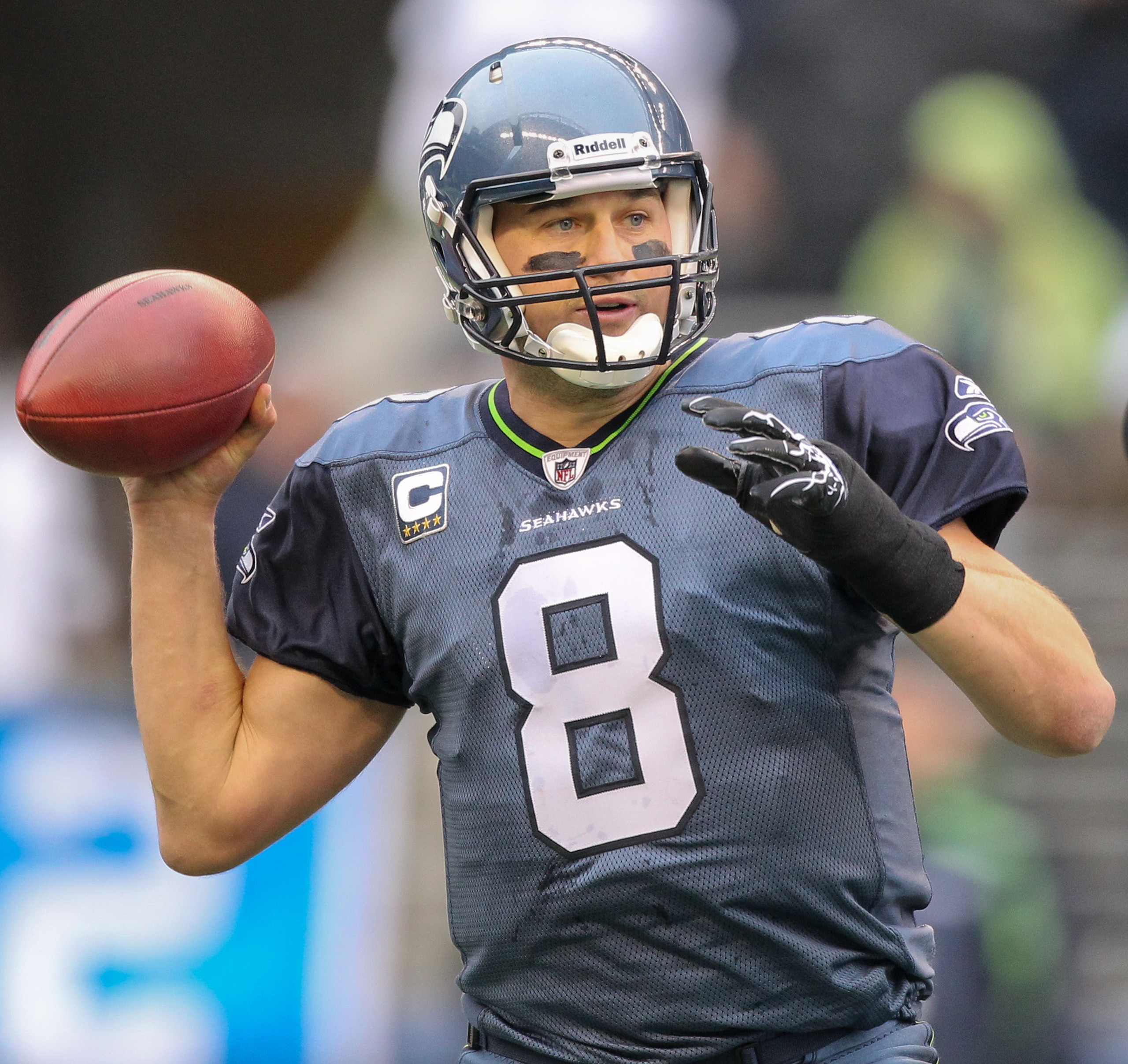 SEATTLE - DECEMBER 05:  Quarterback Matt Hasselbeck #8 of the Seattle Seahawks passes against the Carolina Panthers at Qwest Field on December 5, 2010 in Seattle, Washington. The Seahawks won, 31-14. (Photo by Otto Greule Jr/Getty Images)