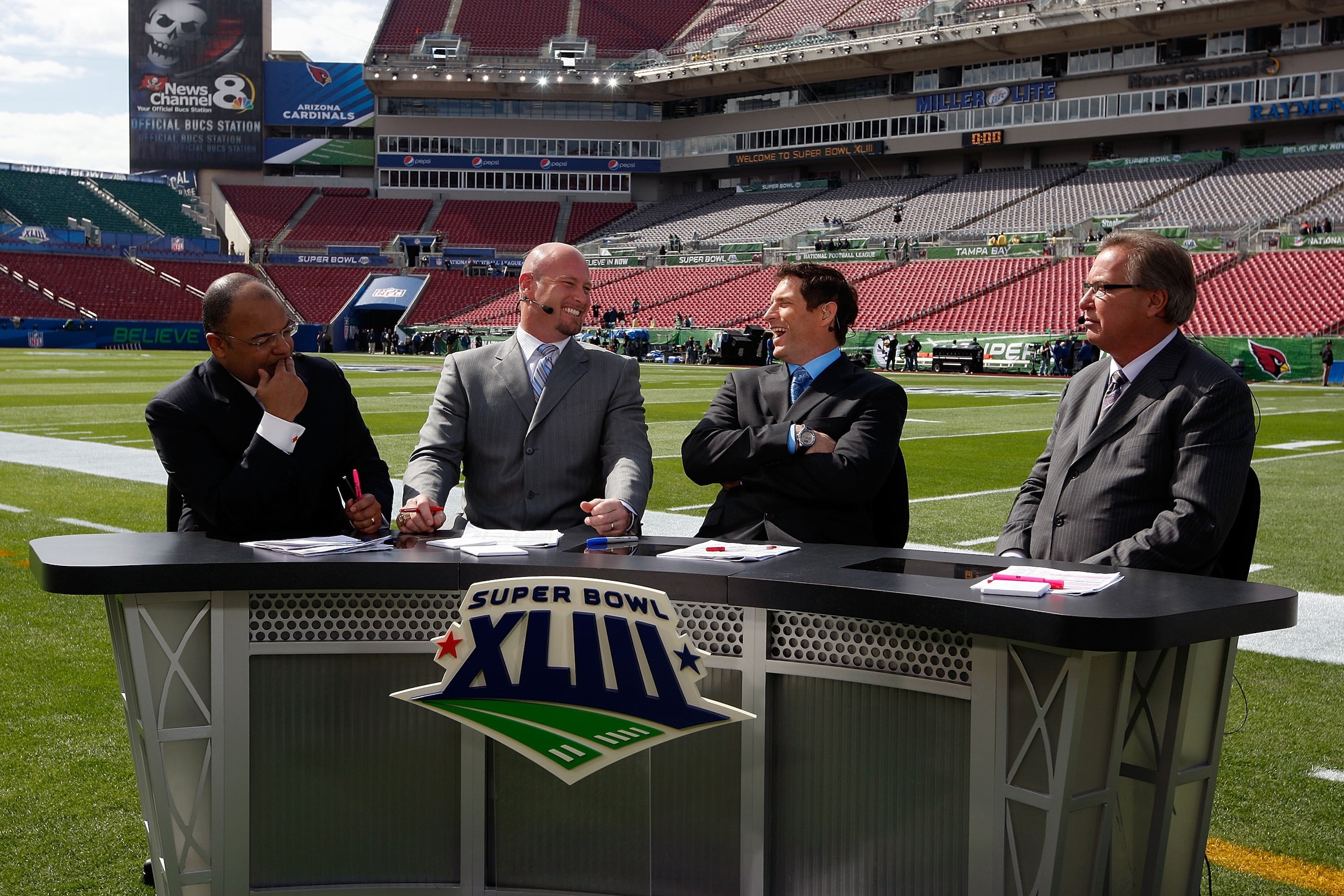 TAMPA, FL - FEBRUARY 01: (L-R) The ESPN pregame show with host Mike Tirico and analysts Trent Dilfer, Steve Young and Ron Jaworski before Super Bowl XLIII on February 1, 2009 at Raymond James Stadium in Tampa, Florida.  (Photo by Jamie Squire/Getty Images