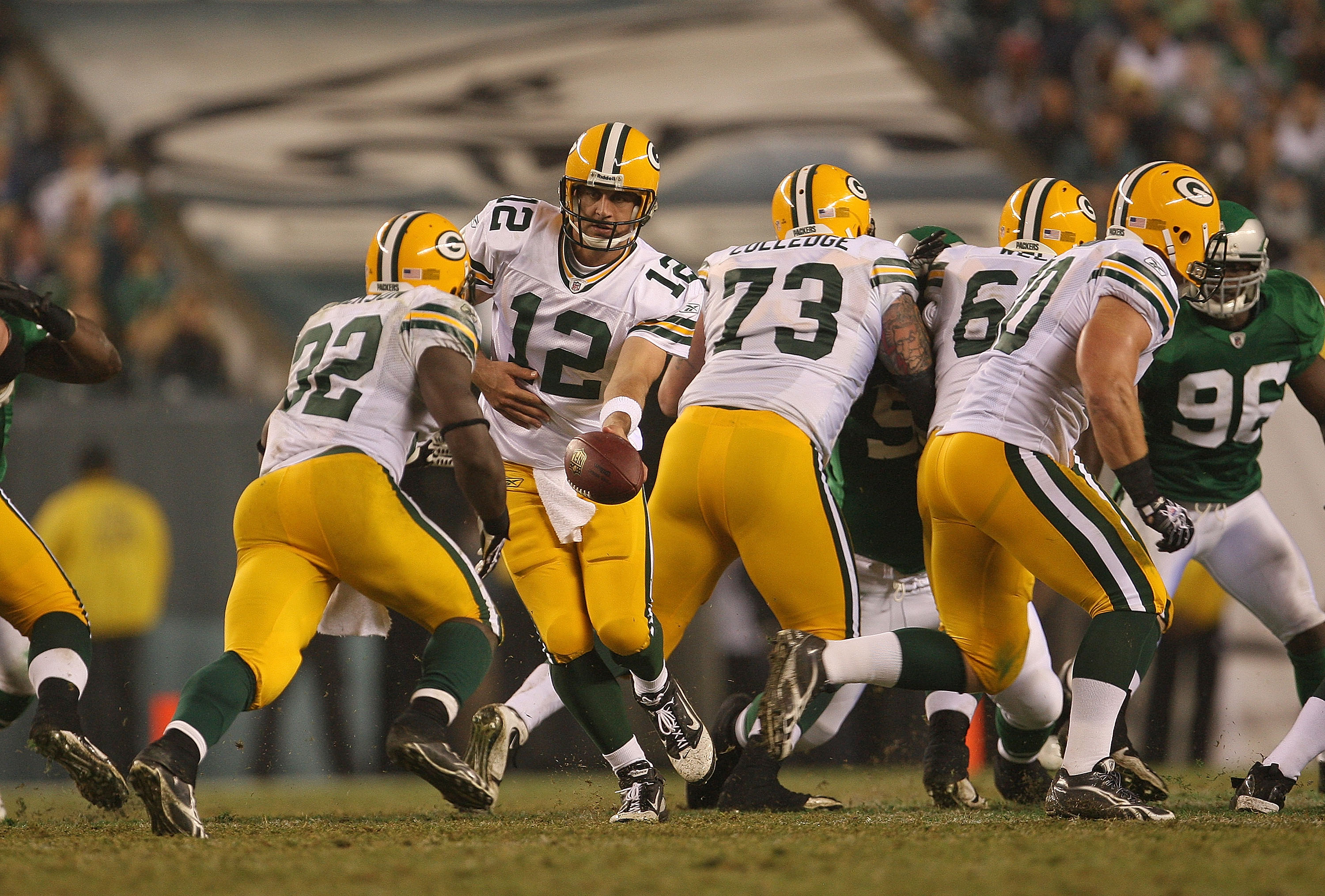 NFL Wild Card Spread Picks: Can Aaron Rodgers topple Michael Vick