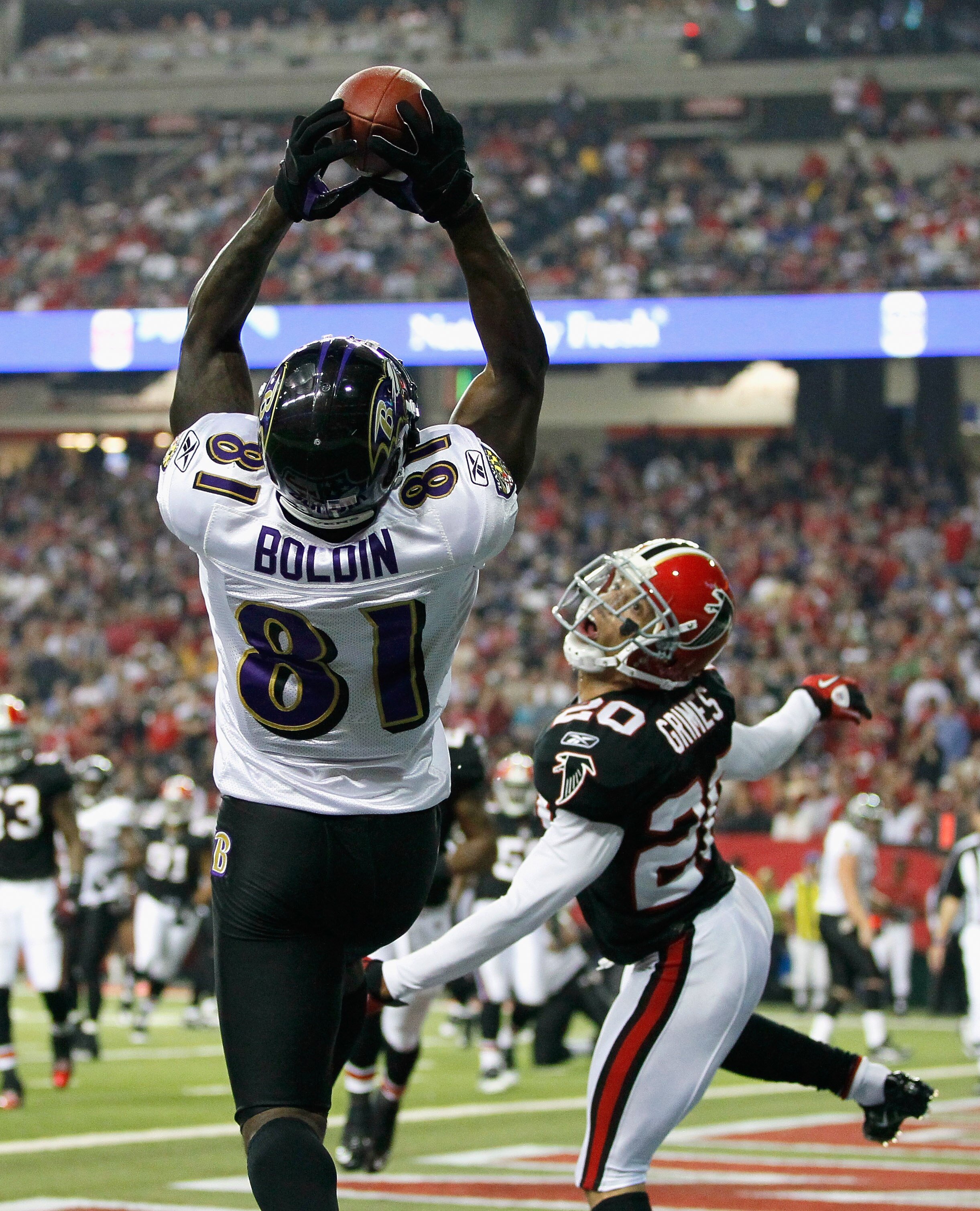 ATLANTA - NOVEMBER 11:  Anquan Boldin #81 of the Baltimore Ravens against Brent Grimes #20 of the Atlanta Falcons at Georgia Dome on November 11, 2010 in Atlanta, Georgia.  (Photo by Kevin C. Cox/Getty Images)