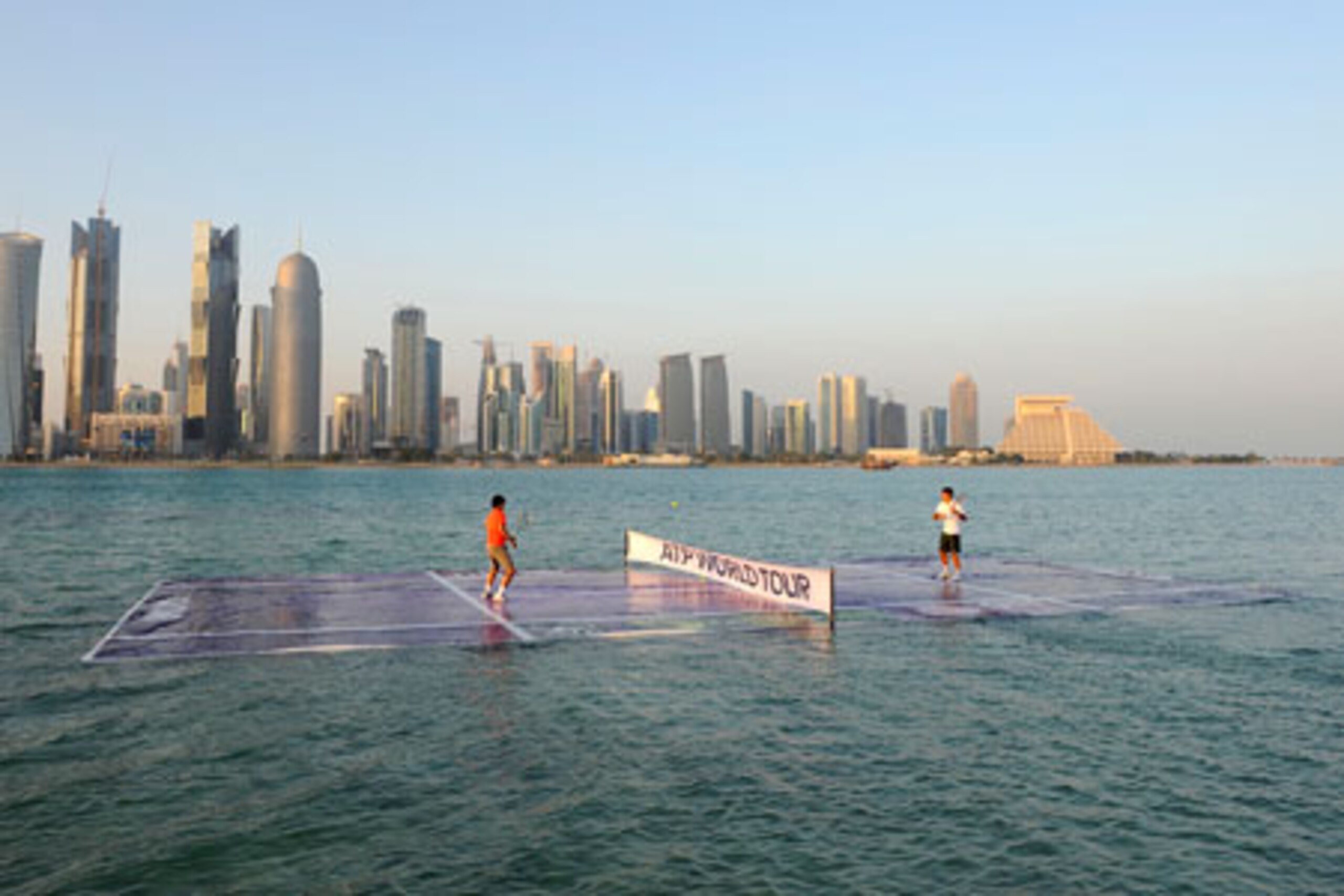 Federer and Nadal began the season on a floating platform.