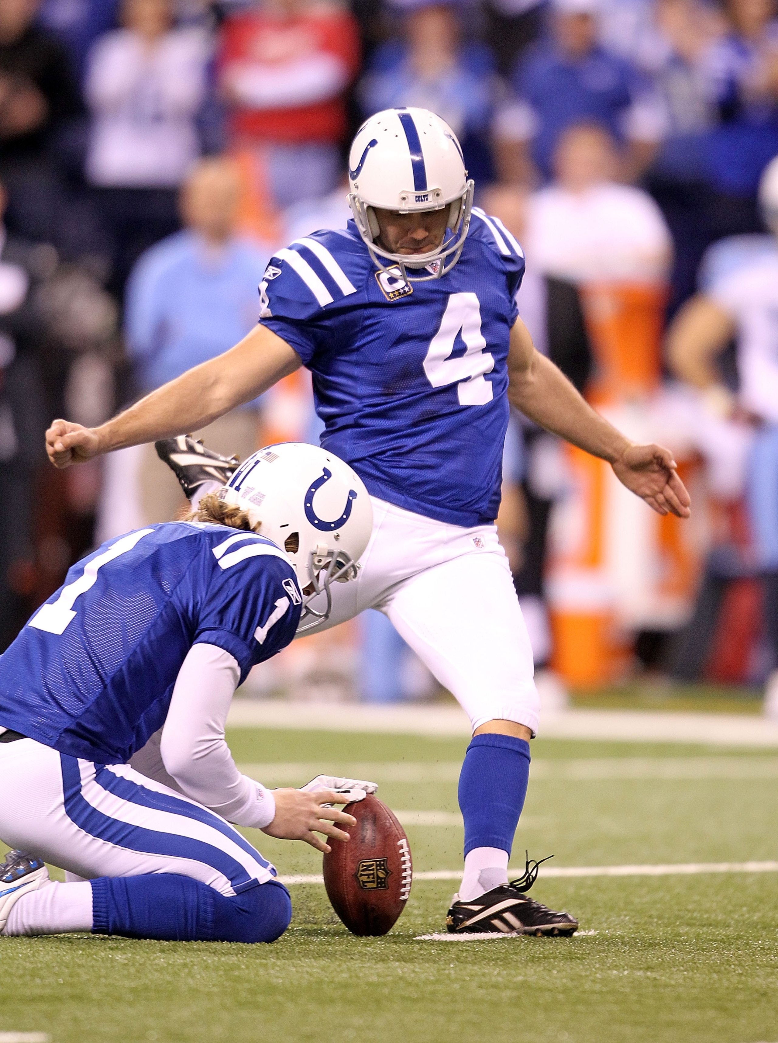 INDIANAPOLIS - JANUARY 02: Adam Vinatieri #4 of the Indianapolis Colts kicks a 43 yard field goal as time expires to beat the Tennessee Titans 23-20 at Lucas Oil Stadium on January 2, 2011 in Indianapolis, Indiana. (Photo by Andy Lyons/Getty Images) INDIANAPOLIS - JANUARY 02: Adam Vinatieri #4 of the Indianapolis Colts kicks a 43 yard field goal as time expires to beat the Tennessee Titans 23-20 at Lucas Oil Stadium on January 2, 2011 in Indianapolis, Indiana. (Photo by Andy Lyons/Getty Images)
