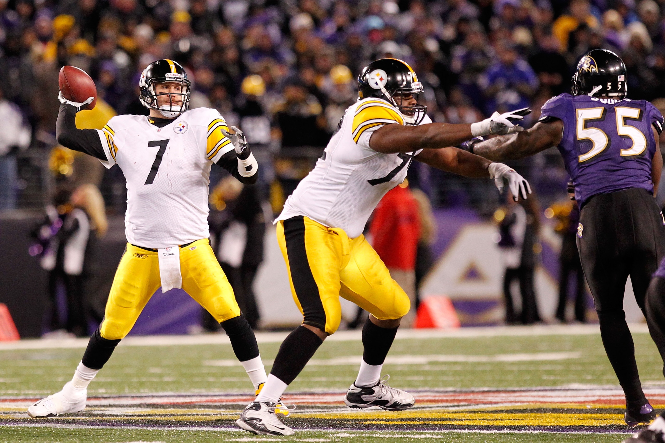BALTIMORE, MD - DECEMBER 05:  Quarterback Ben Roethlisberger #7 of the Pittsburgh Steelers looks to pass against the Baltimore Ravens during the third quarter of the game at M&T Bank Stadium on December 5, 2010 in Baltimore, Maryland.  (Photo by Geoff Bur