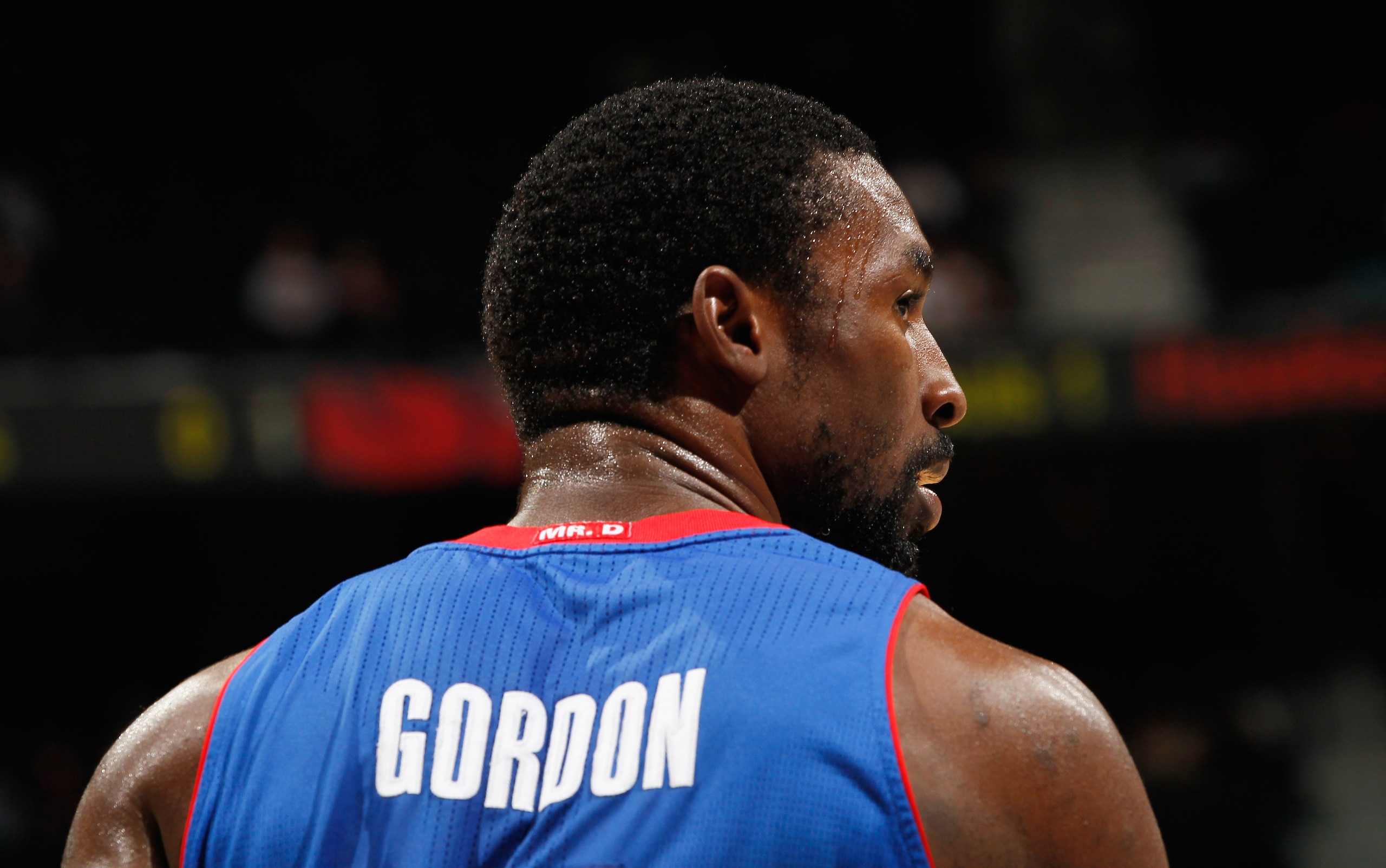ATLANTA - NOVEMBER 03:  Ben Gordon #7 of the Detroit Pistons against the Atlanta Hawks at Philips Arena on November 3, 2010 in Atlanta, Georgia.  NOTE TO USER: User expressly acknowledges and agrees that, by downloading and/or using this Photograph, User