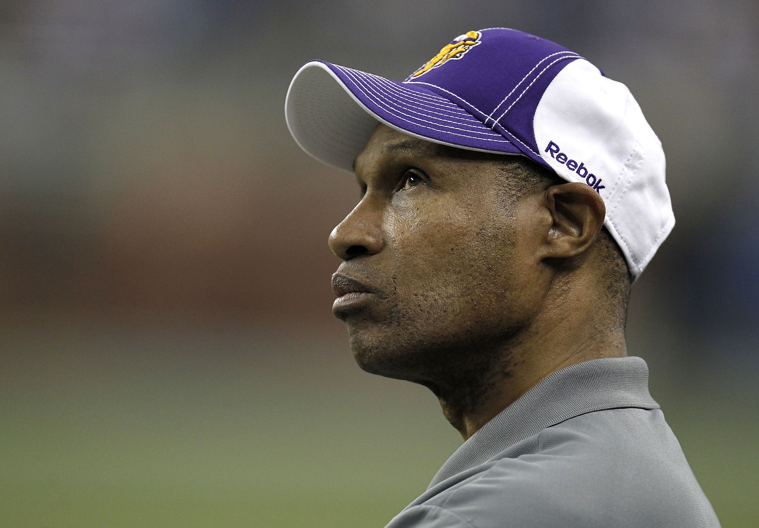 DETROIT, MI - JANUARY 02:  Interim head coach Leslie Frazier of the Minnesota Vikings looks on from the bench while playing the Detroit Lions at Ford Field on January 2, 2011 in Detroit, Michigan. Detroit won the game 20-13.  (Photo by Gregory Shamus/Gett
