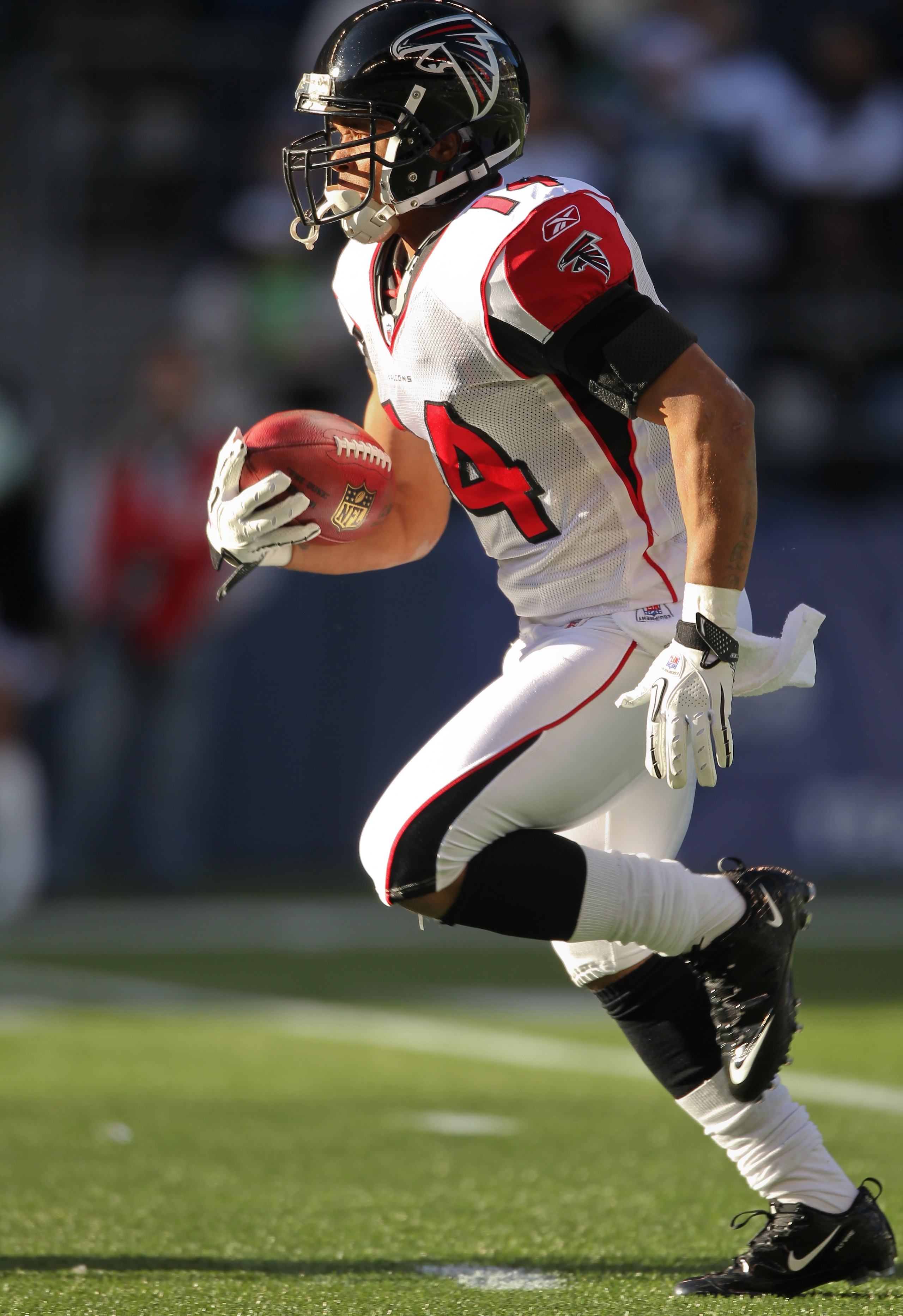 SEATTLE, WA - DECEMBER 19:  Wide receiver Eric Weems #14 of the Atlanta Falcons rushes against the Seattle Seahawks at Qwest Field on December 19, 2010 in Seattle, Washington. (Photo by Otto Greule Jr/Getty Images)