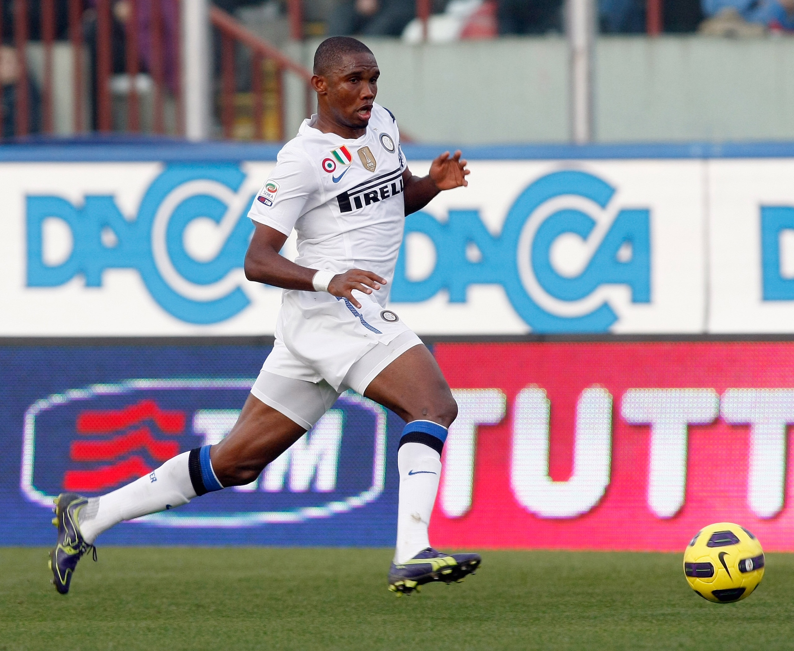 CATANIA, ITALY - JANUARY 09:  Samuel Eto'o of Inter in action during the Serie A match between Catania and Inter at Stadio Angelo Massimino on January 9, 2011 in Catania, Italy.  (Photo by Maurizio Lagana/Getty Images)