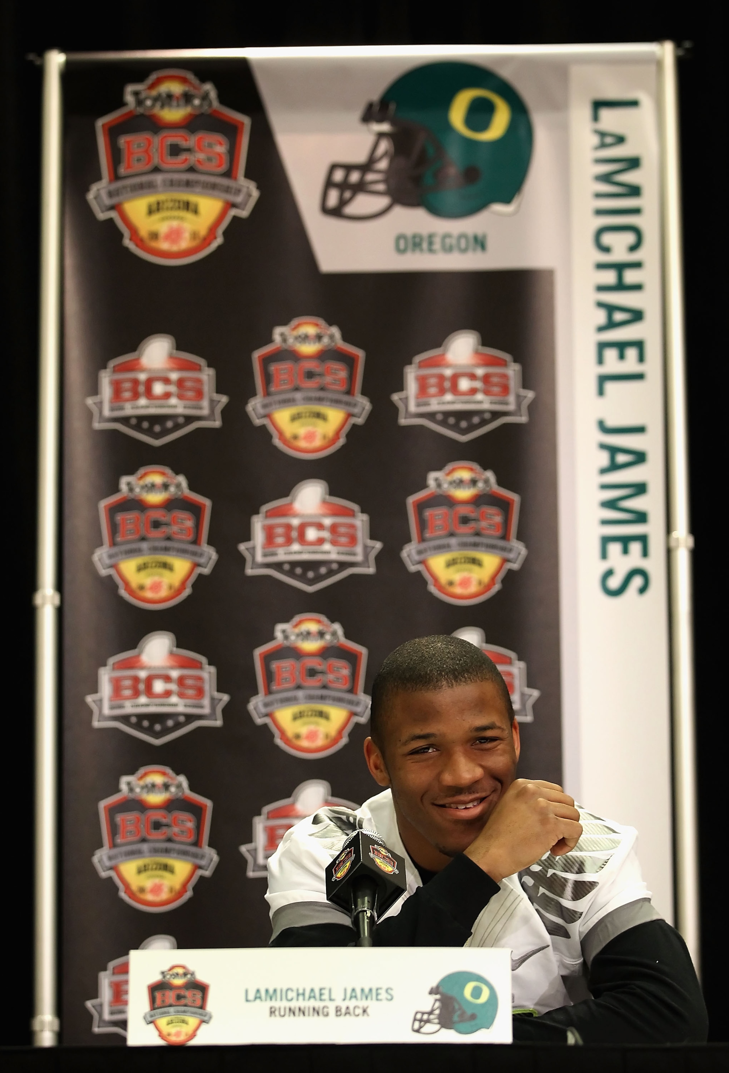 SCOTTSDALE, AZ - JANUARY 07:  Runningback LaMichael James #21 of the Oregon Ducks speaks during Media Day for the Tostitos BCS National Championship Game at the JW Marriott Camelback Inn on January 7, 2011 in Scottsdale, Arizona.  (Photo by Christian Pete
