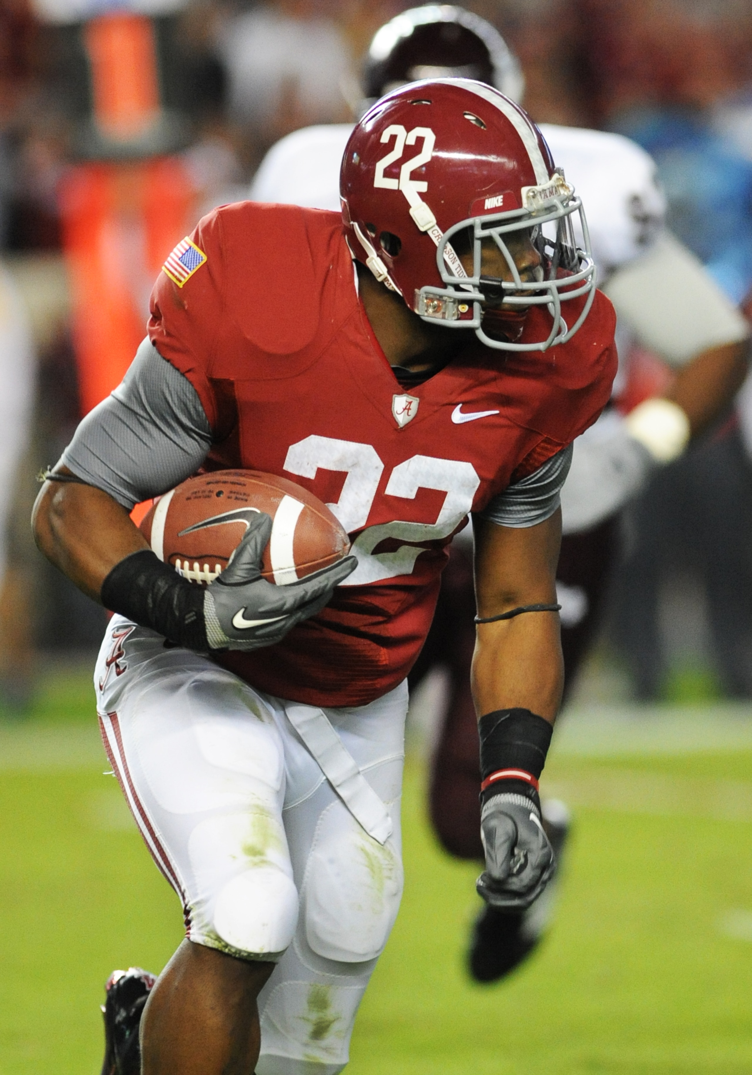 TUSCALOOSA, AL - NOVEMBER 13: Running back Mark Ingram #22 of the Alabama Crimson Tide rushes upfield against the Mississippi State Bulldogs November 13, 2010 at Bryant-Denny Stadium in Tuscaloosa, Alabama. (Photo by Al Messerschmidt/Getty Images) TUSCALOOSA, AL - NOVEMBER 13: Running back Mark Ingram #22 of the Alabama Crimson Tide rushes upfield against the Mississippi State Bulldogs November 13, 2010 at Bryant-Denny Stadium in Tuscaloosa, Alabama. (Photo by Al Messerschmidt/Getty Images)