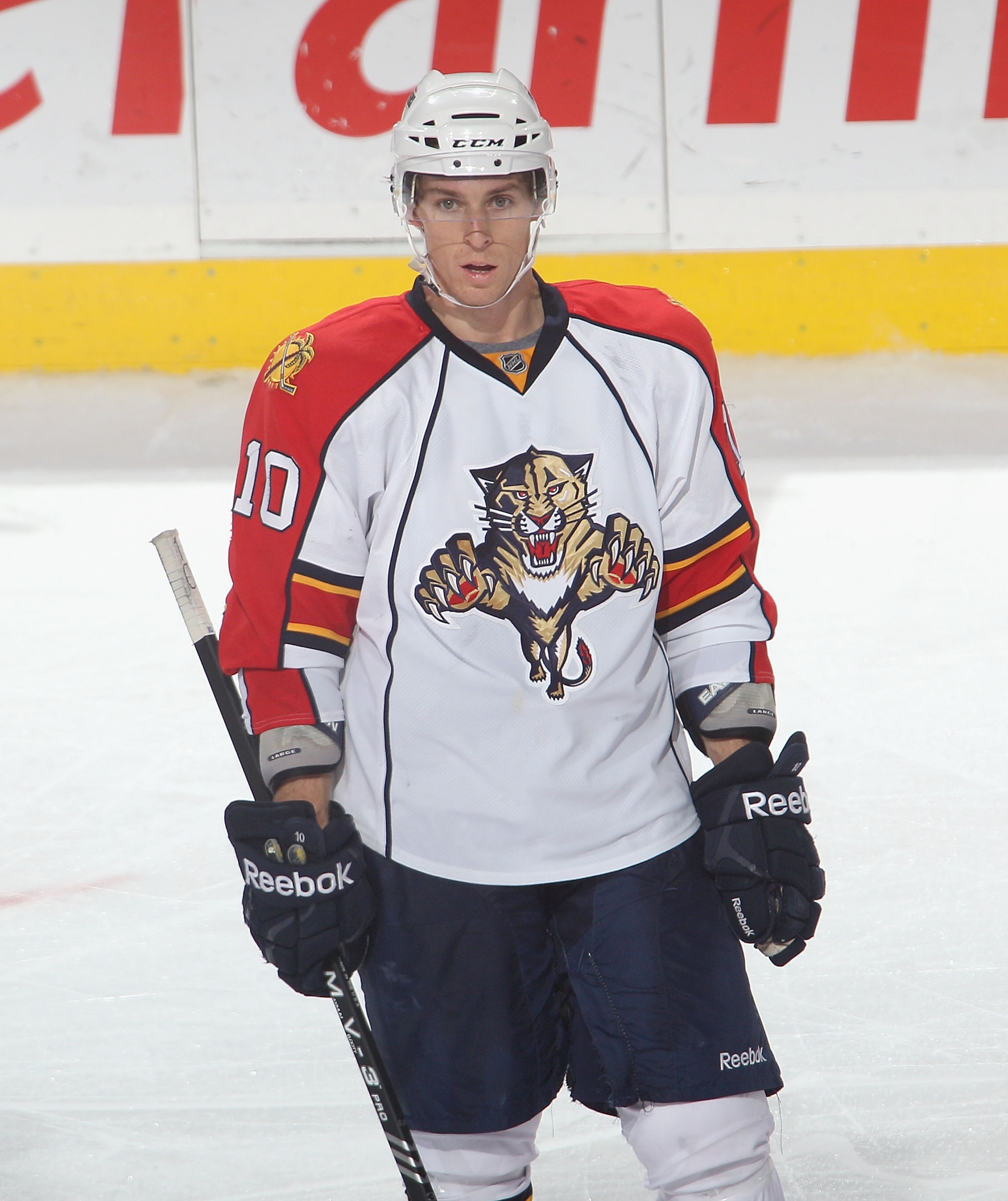 BUFFALO, NY - DECEMBER 23:  David Booth #10 of the Florida Panthers waits for a faceoff against the Buffalo Sabres  at HSBC Arena on December 23, 2010 in Buffalo, New York. Florida won 4-3.  (Photo by Rick Stewart/Getty Images)