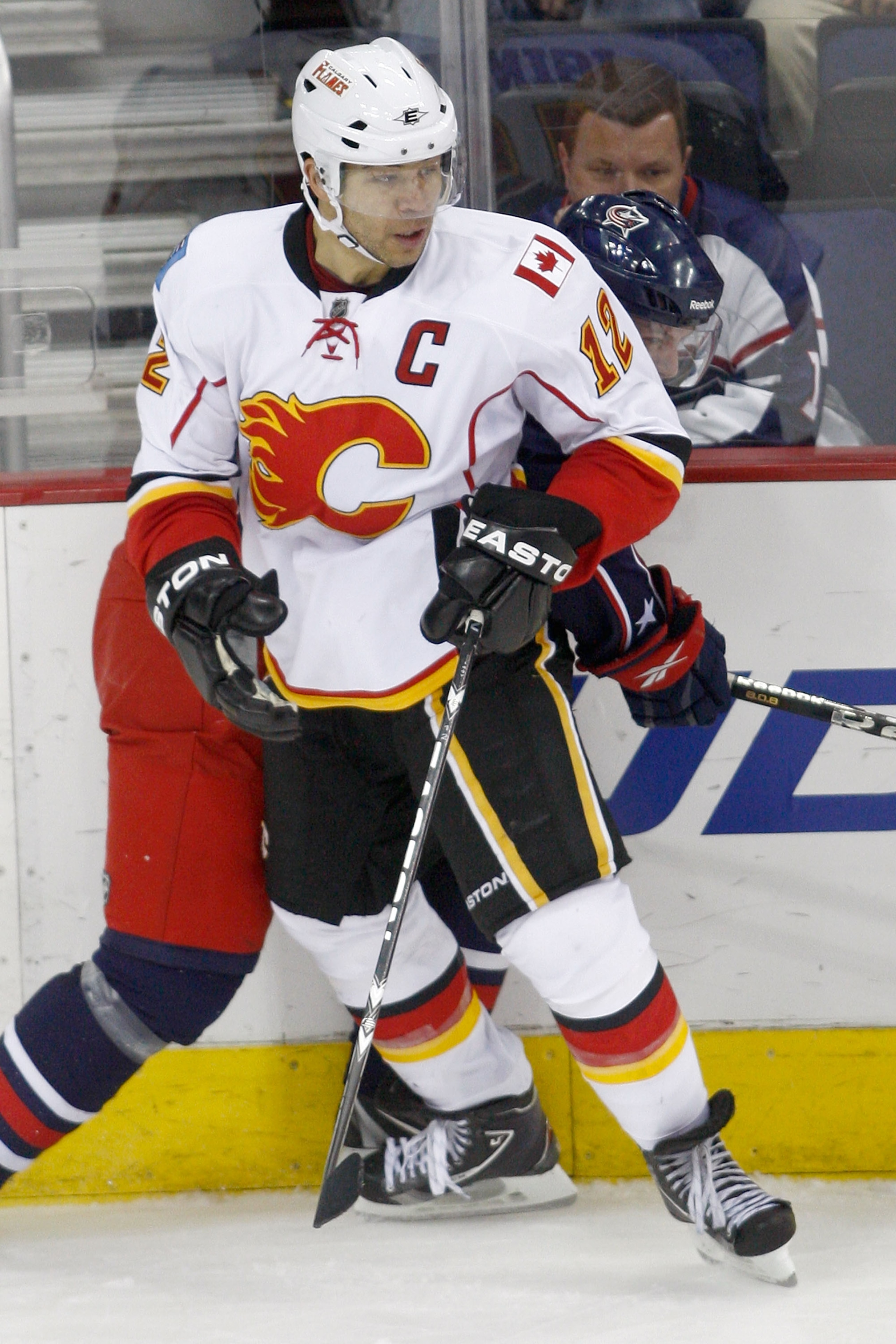 COLUMBUS, OH - DECEMBER 21:  Jarome Iginla #12 of the Calgary Flames skates with the puck during a game against the Columbus Blue Jackets on December 21, 2010 at Nationwide Arena in Columbus, Ohio.  (Photo by John Grieshop/Getty Images)