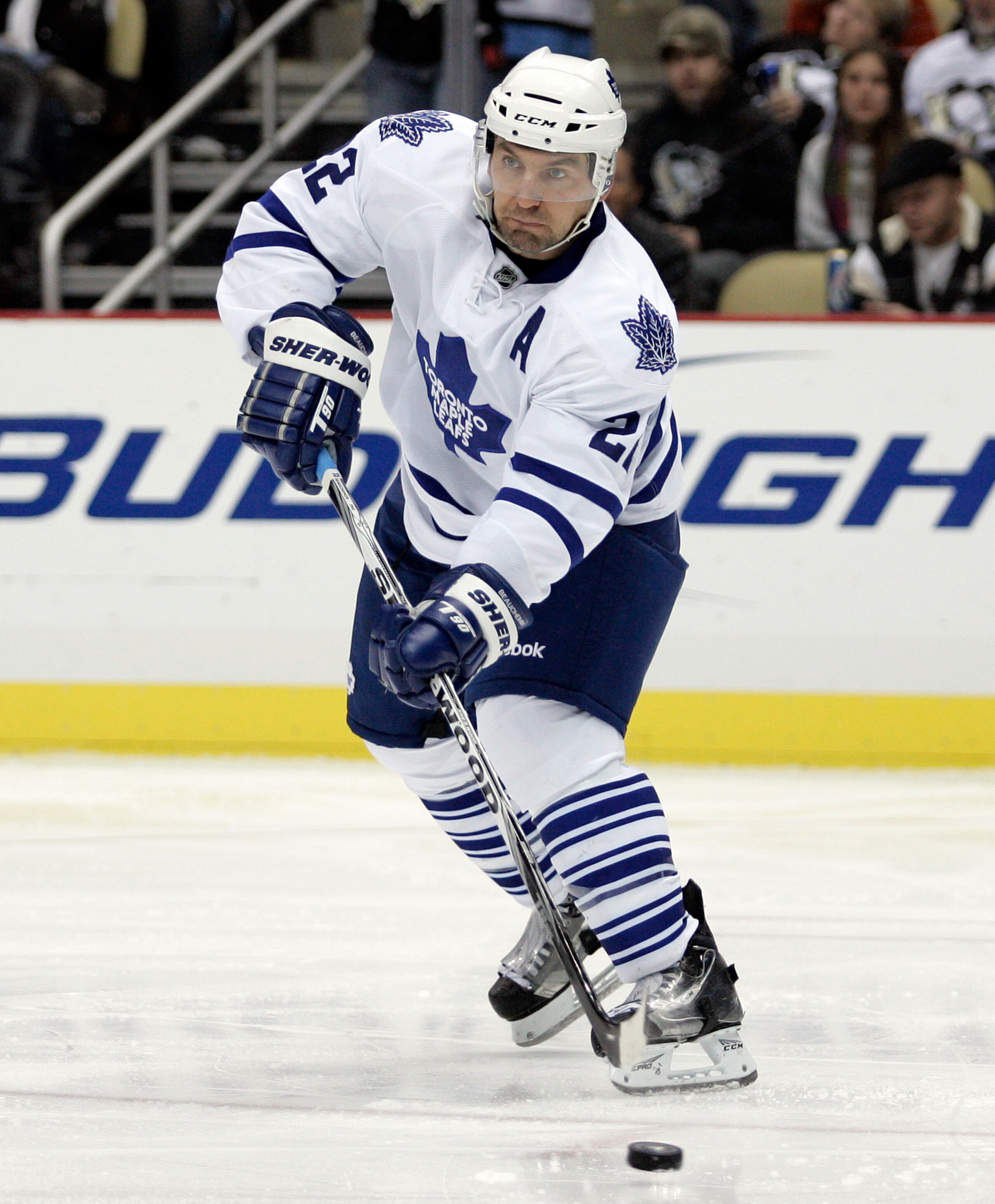 PITTSBURGH, PA - DECEMBER 08:  Francois Beauchemin #22 of the Toronto Maple Leafs skates against the Pittsburgh Penguins at Consol Energy Center on December 8, 2010 in Pittsburgh, Pennsylvania.  Penguins defeated the Maple Leafs 5-2.  (Photo by Justin K.