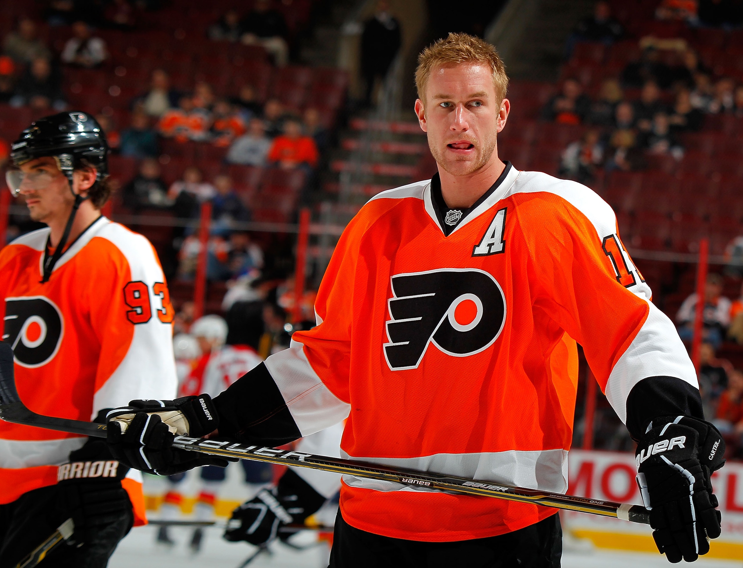 PHILADELPHIA, PA - DECEMBER 20:  Jeff Carter #17 of the Philadelphia Flyers awaits a pass during the warmups before a hockey game against the Florida Panthers at the Wells Fargo Center  on December 20, 2010 in Philadelphia, Pennsylvania.  (Photo by Paul B