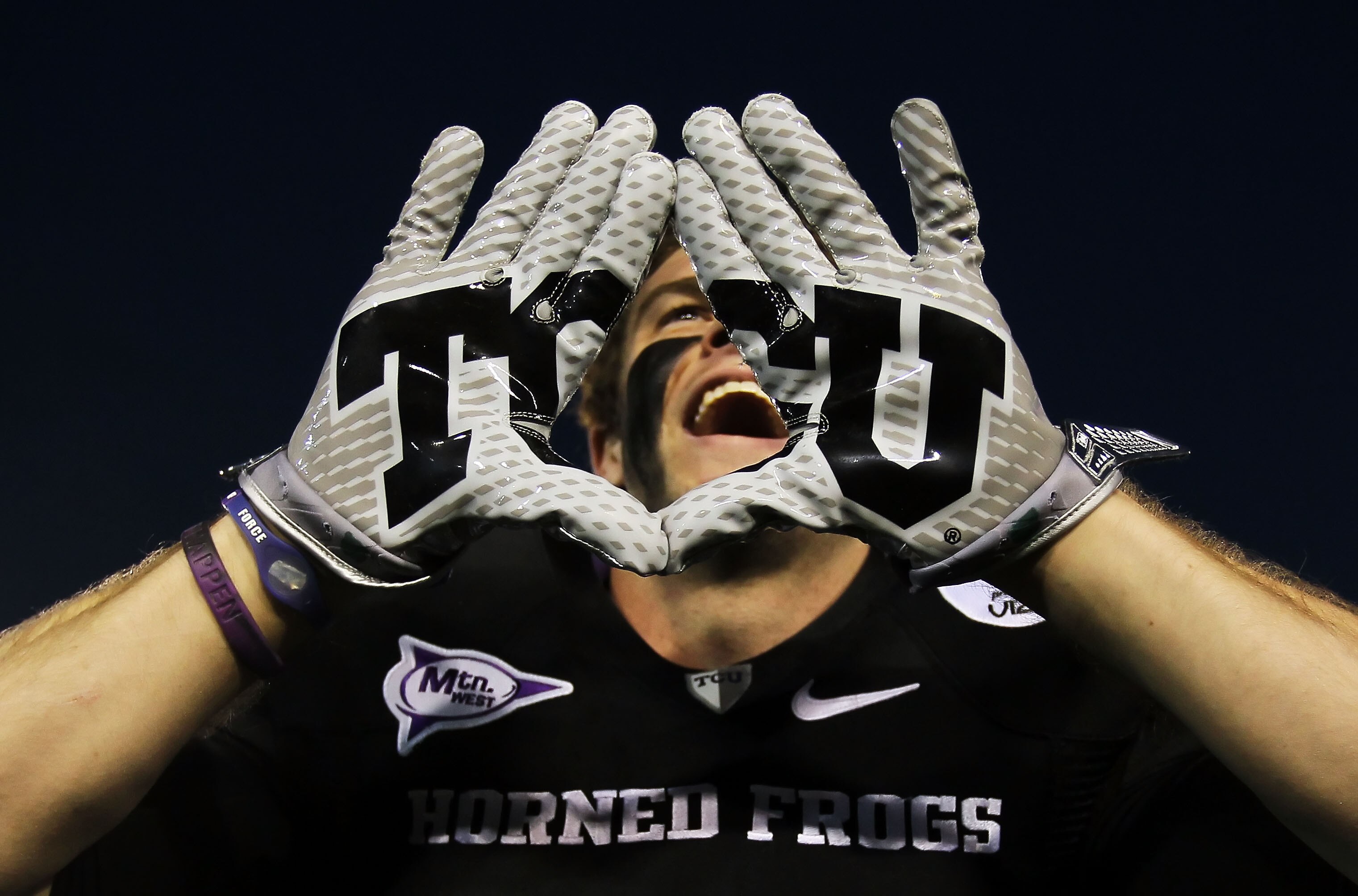 PASADENA, CA - JANUARY 01:  Wide receiver Bart Johnson #6 of the TCU Horned Frogs celebrates after defeating the Wisconsin Badgers 21-19 in the 97th Rose Bowl game on January 1, 2011 in Pasadena, California.  (Photo by Jeff Gross/Getty Images)