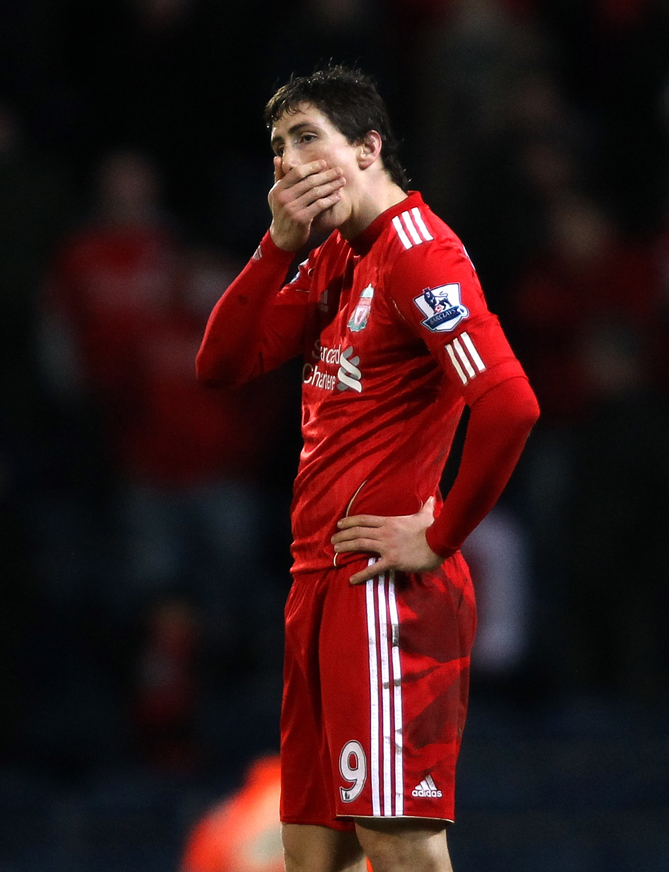 BLACKBURN, ENGLAND - JANUARY 05:  Fernando Torres of Liverpool dejected during a Barclays Premier league match betweem Blackburn Rovers and Liverpool at Ewood park on January 5, 2011 in Blackburn, England.  (Photo by Clive Brunskill/Getty Images)