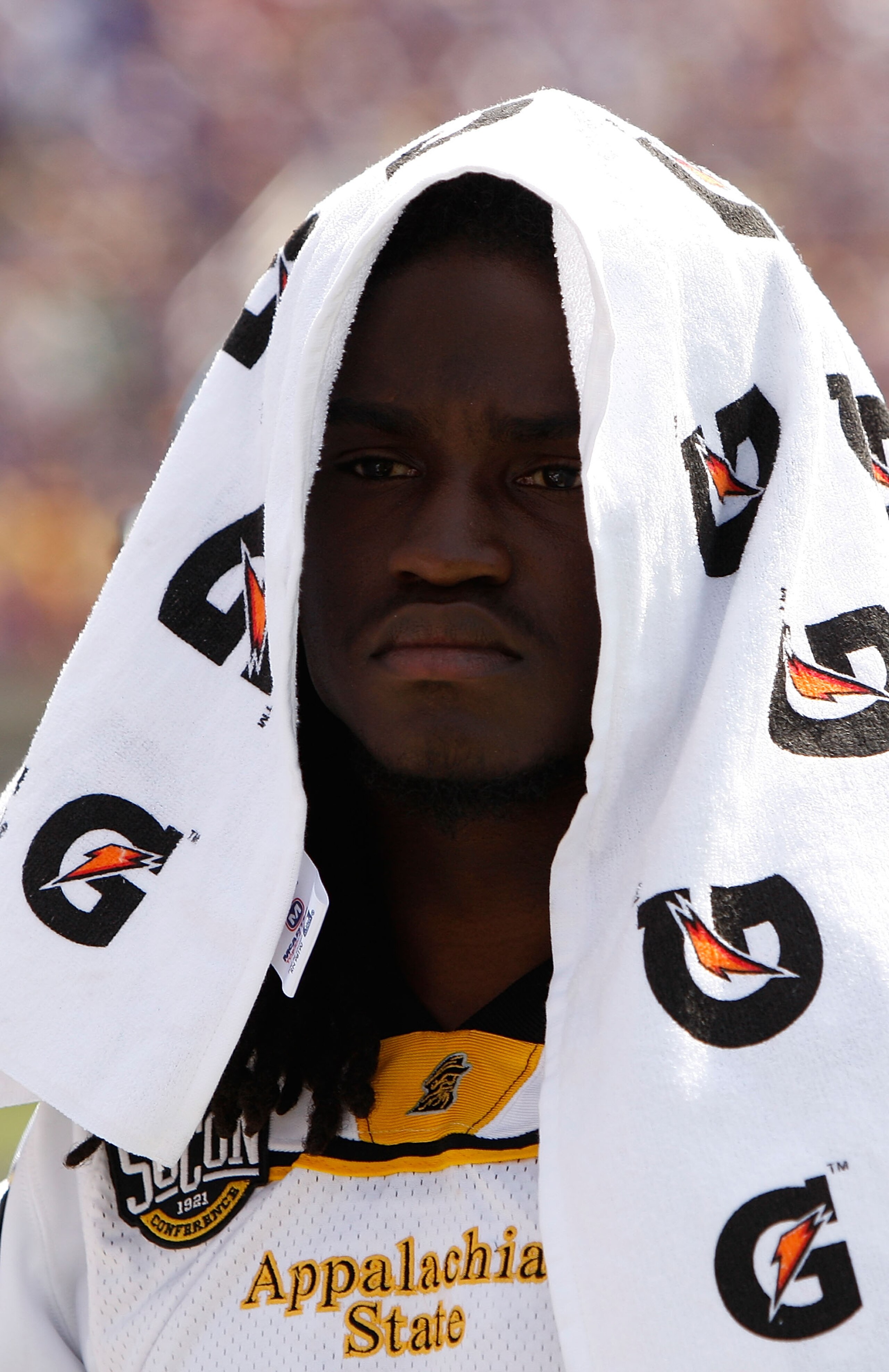 GREENVILLE, NC - SEPTEMBER 05:  Armanti Edwards #14 of the Appalachian State Mountaineers reacts to his teams' 29-24 loss to the East Carolina Pirates at Dowdy-Ficklen Stadium on September 5, 2009 in Greenville, North Carolina.  (Photo by Streeter Lecka/G