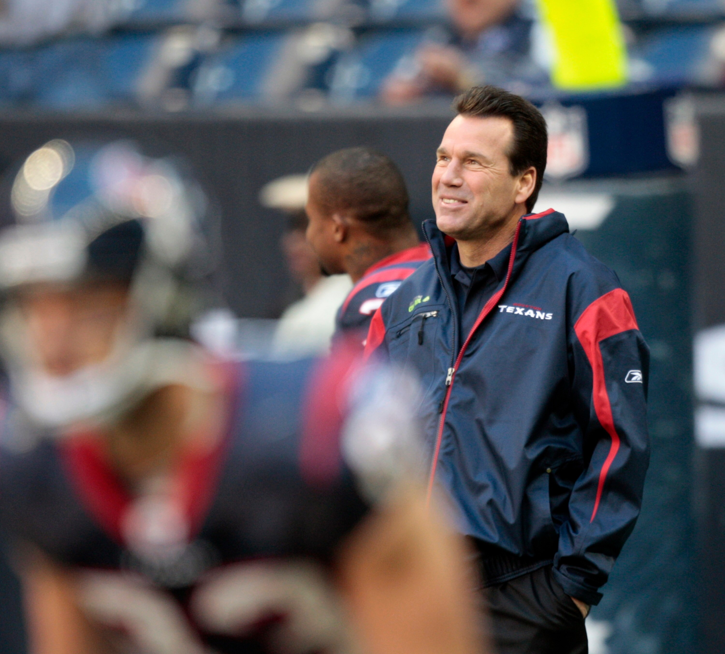 HOUSTON, TX - JANUARY 02:  Head coach Gary Kubiak of the Houston Texans looks on during warm ups before playing the Jacksonville Jaguars at Reliant Stadium on January 2, 2011 in Houston, Texas.  (Photo by Bob Levey/Getty Images)