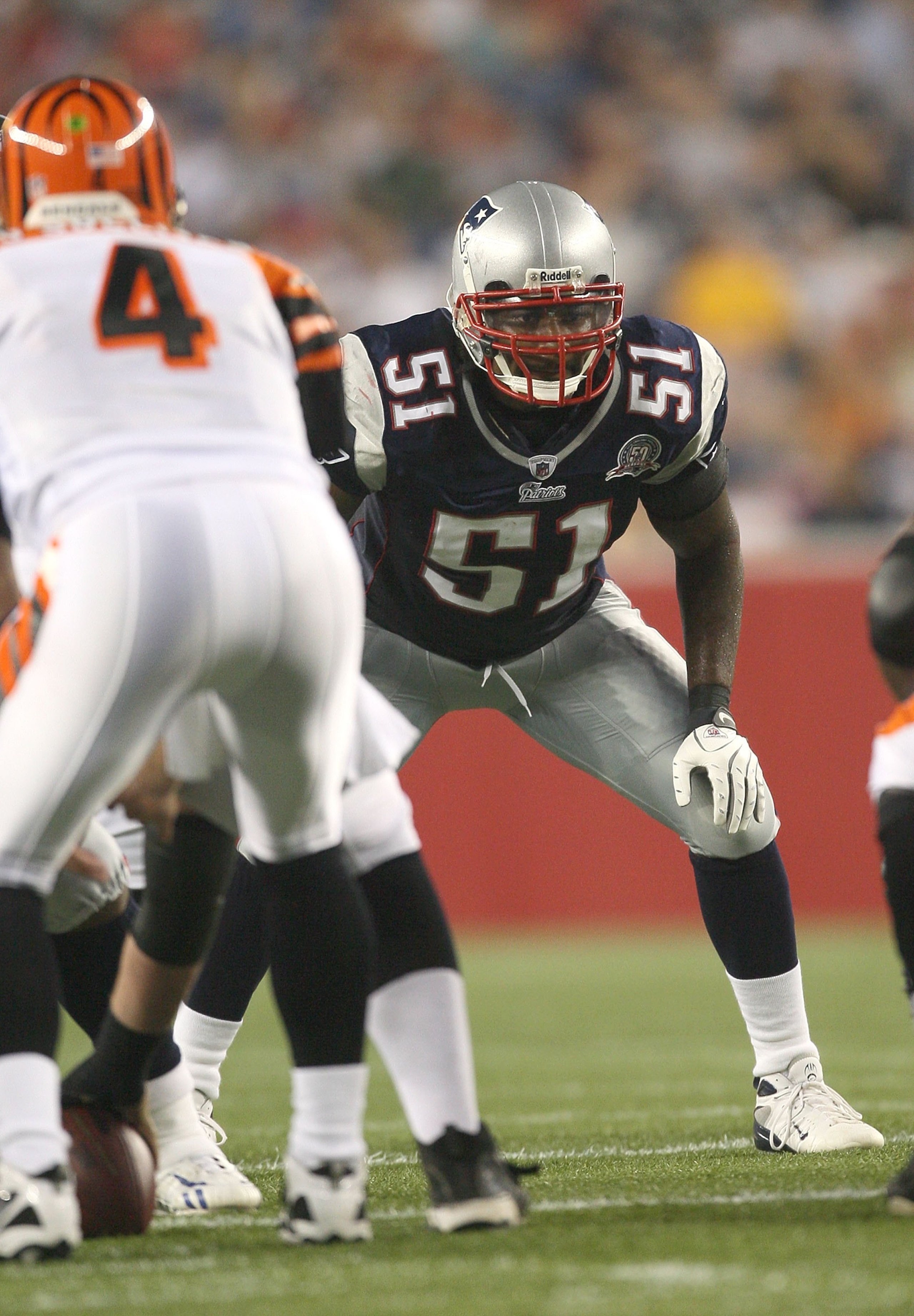 FOXBORO, MA - AUGUST 20: Jerod Mayo #51 of the New England Patriots lines up during a game against the Cincinnati Bengals at Gillette Stadium on August 20, 2009 in Foxboro, Massachusetts. (Photo by Jim Rogash/Getty Images) FOXBORO, MA - AUGUST 20: Jerod Mayo #51 of the New England Patriots lines up during a game against the Cincinnati Bengals at Gillette Stadium on August 20, 2009 in Foxboro, Massachusetts. (Photo by Jim Rogash/Getty Images)