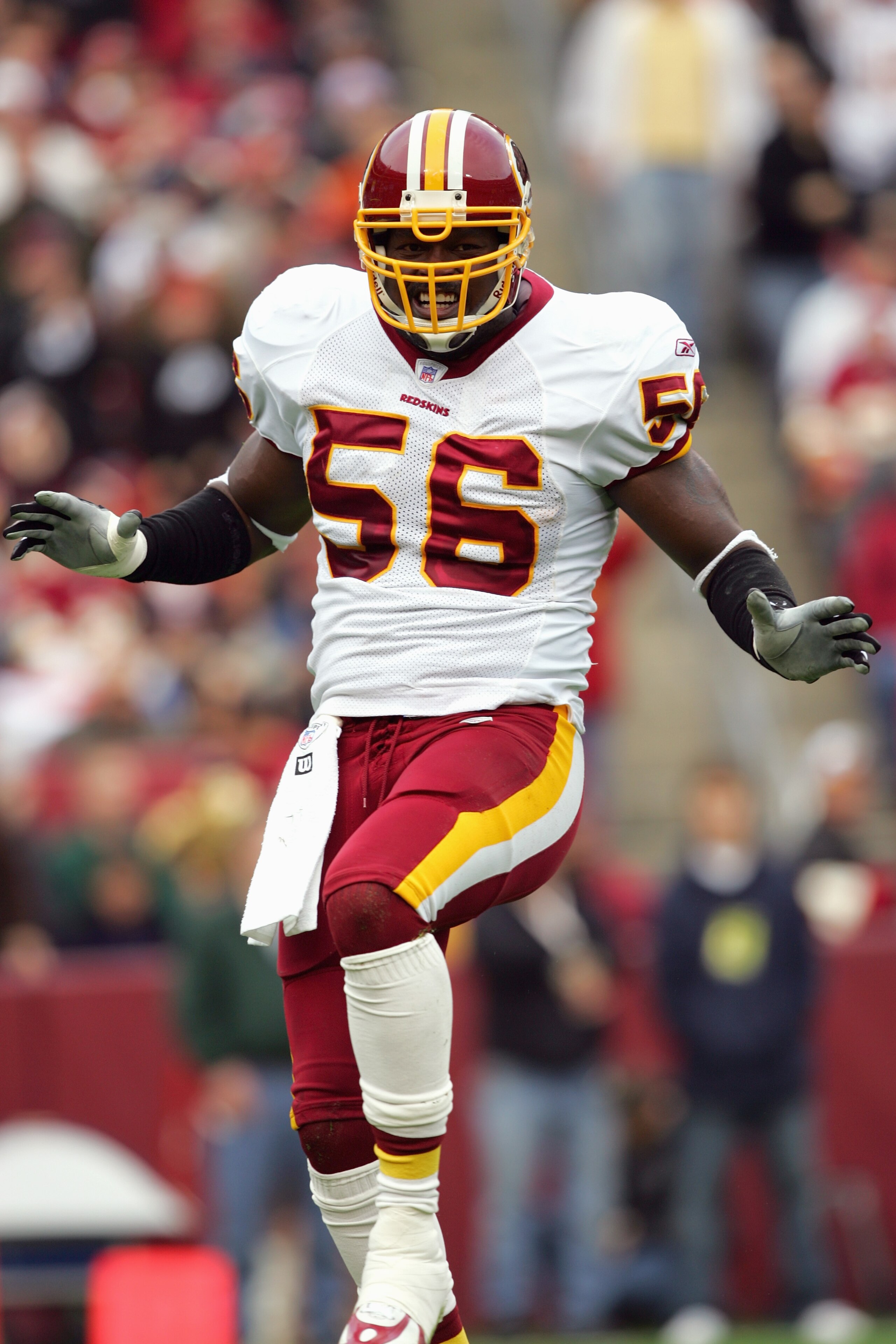 LANDOVER, MD - NOVEMBER 27:  LaVar Arrington #56 of the Washington Redskins celebrates and does a little dance during the game with the San Diego Chargers on November 27, 2005 at Fed Ex Field in Landover, Maryland. The Chargers won in overtime 23-17. (Pho