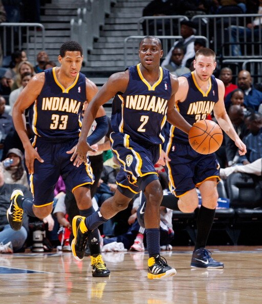ATLANTA, GA - DECEMBER 11:  Darren Collison #2 of the Indiana Pacers against the Atlanta Hawks at Philips Arena on December 11, 2010 in Atlanta, Georgia.  NOTE TO USER: User expressly acknowledges and agrees that, by downloading and/or using this Photogra