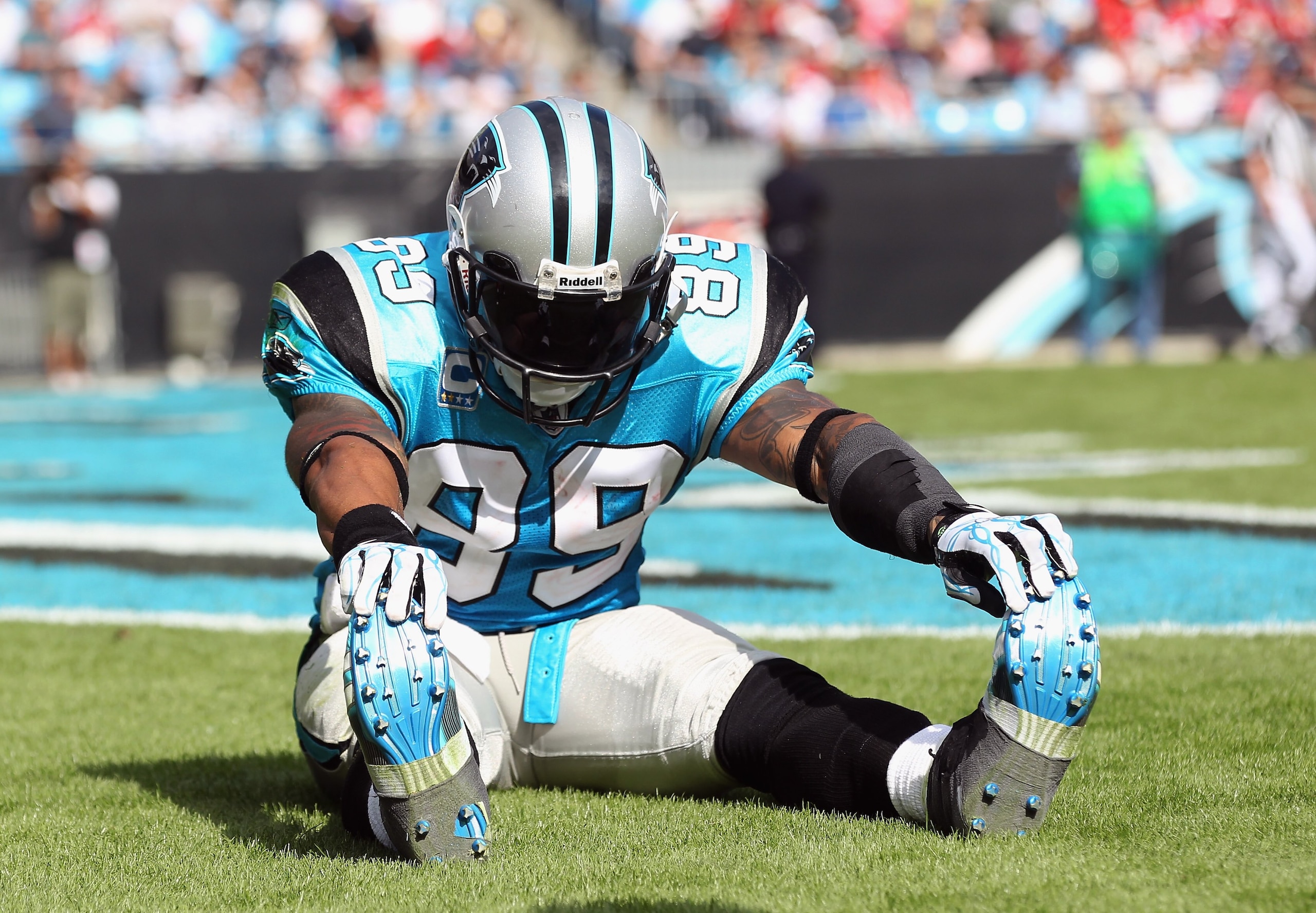 CHARLOTTE, NC - OCTOBER 24:  Steve Smith #89 of the Carolina Panthers against the San Francisco 49ers during their game at Bank of America Stadium on October 24, 2010 in Charlotte, North Carolina.  (Photo by Streeter Lecka/Getty Images)