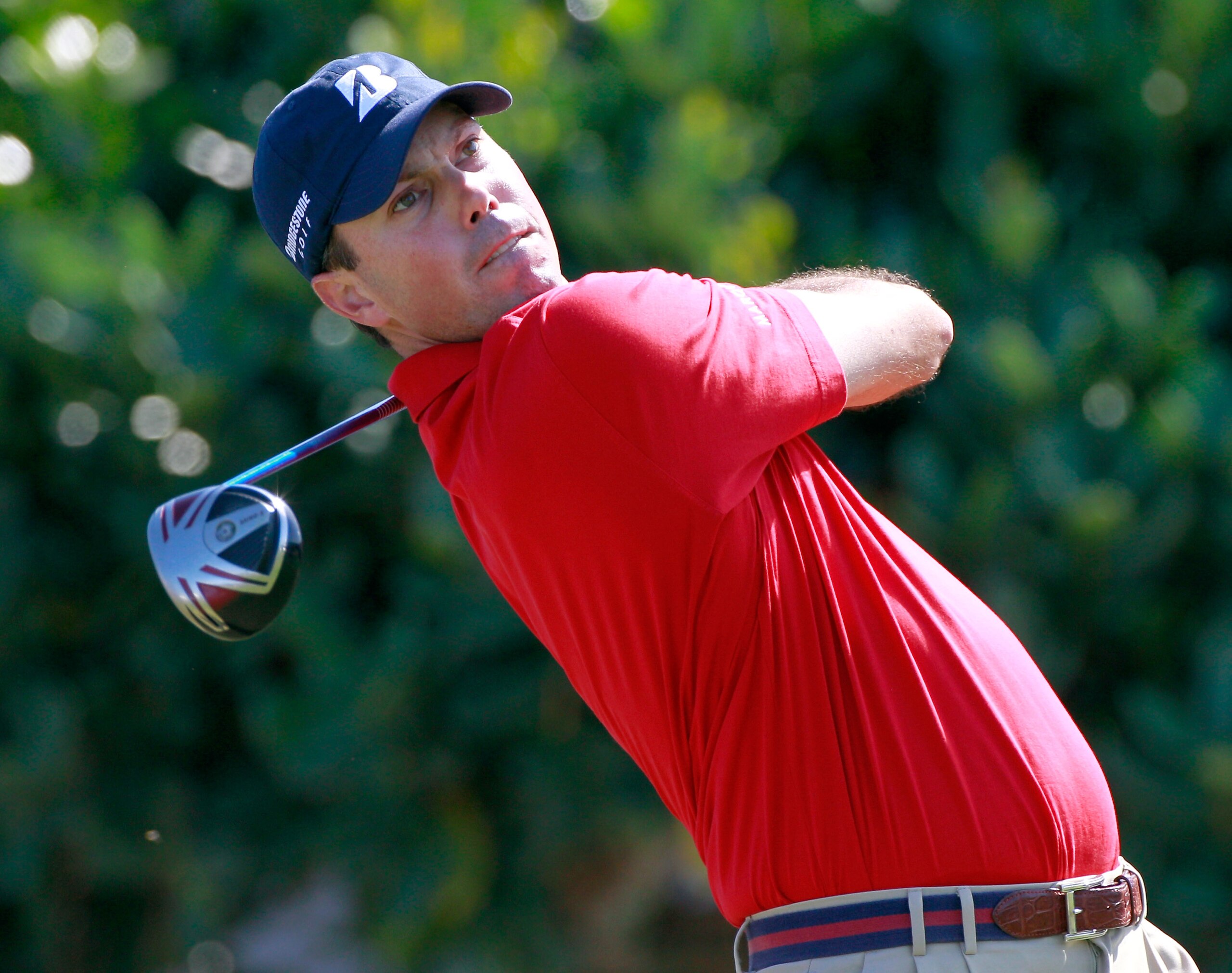 KAPALUA, HI - JANUARY 09: Matt Kuchar hits a shot on the 1st hole during the final round of the Hyundai Tournament of Champions at the Plantation course on January 9, 2011 in Kapalua, Hawaii. (Photo by Sam Greenwood/Getty Images) KAPALUA, HI - JANUARY 09: Matt Kuchar hits a shot on the 1st hole during the final round of the Hyundai Tournament of Champions at the Plantation course on January 9, 2011 in Kapalua, Hawaii. (Photo by Sam Greenwood/Getty Images)