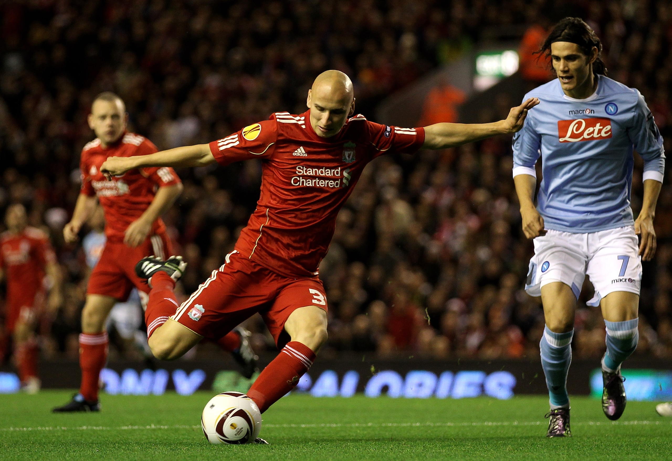 LIVERPOOL, ENGLAND - NOVEMBER 04:  Jonjo Shelvey of Liverpool shoots at goal during the UEFA Europa League Group K match beteween Liverpool and SSC Napoli at Anfield on November 4, 2010 in Liverpool, England.  (Photo by Clive Brunskill/Getty Images)