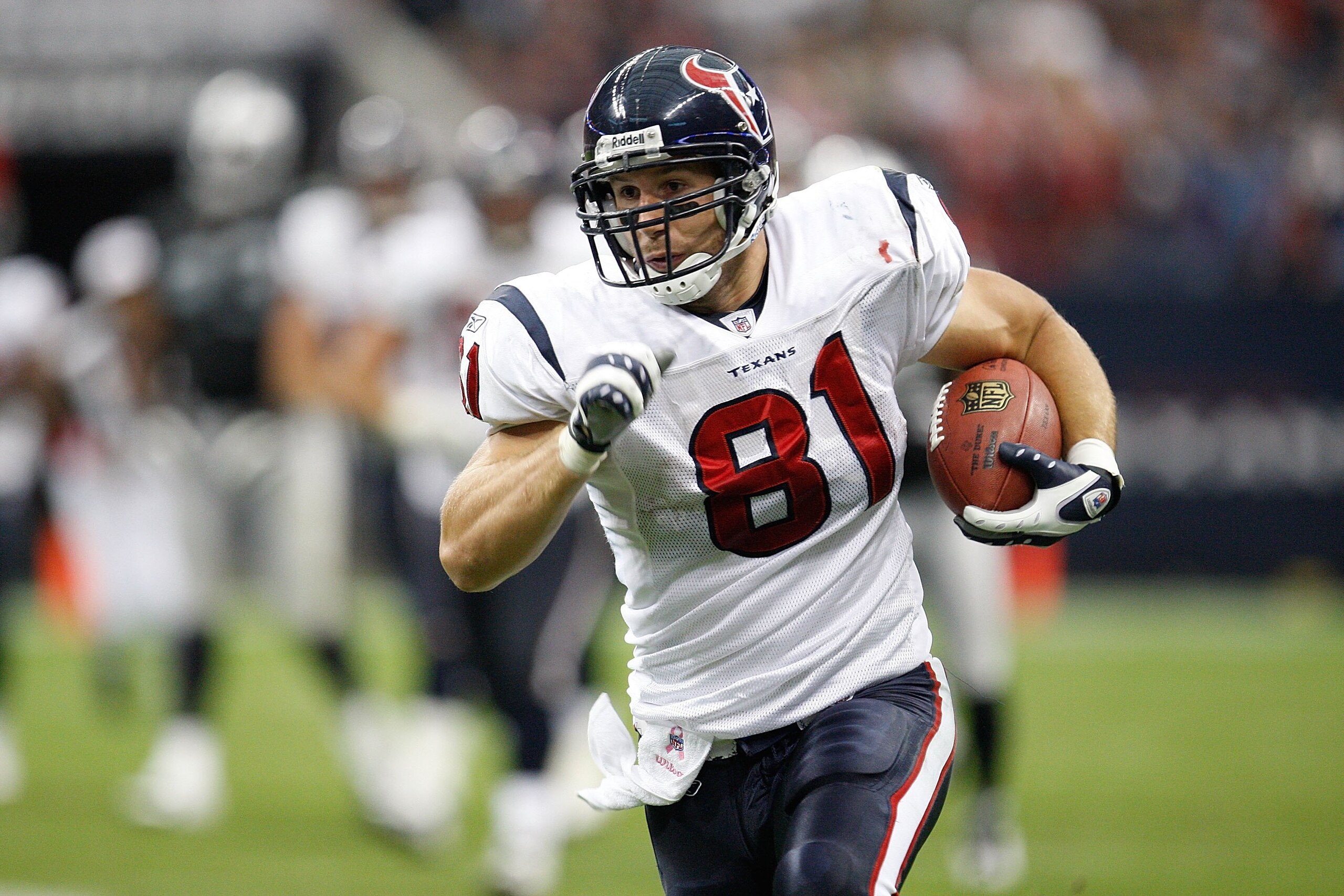 HOUSTON - OCTOBER 04:  Tight end Owen Daniels #81 of the Houston Texans at Reliant Stadium on October 4, 2009 in Houston, Texas.  (Photo by Ronald Martinez/Getty Images)