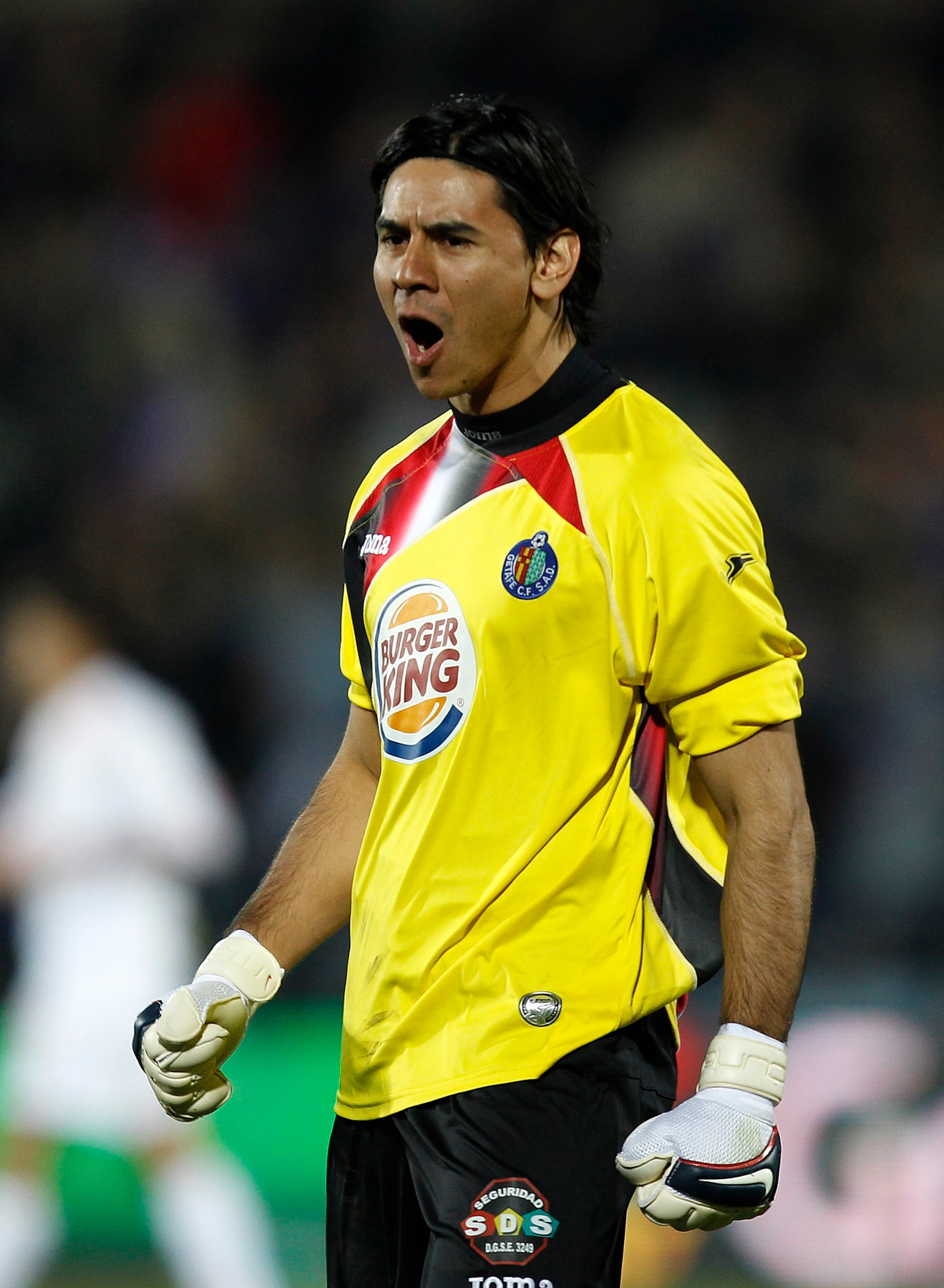 GETAFE, SPAIN - MARCH 13: Oscar Ustari of Getafe celebrates his team's second goal during the La Liga match between Getafe and Mallorca at Coliseum Alfonso Perez on March 13, 2010 in Getafe, Spain. (Photo by Angel Martinez/Getty Images) GETAFE, SPAIN - MARCH 13: Oscar Ustari of Getafe celebrates his team's second goal during the La Liga match between Getafe and Mallorca at Coliseum Alfonso Perez on March 13, 2010 in Getafe, Spain. (Photo by Angel Martinez/Getty Images)