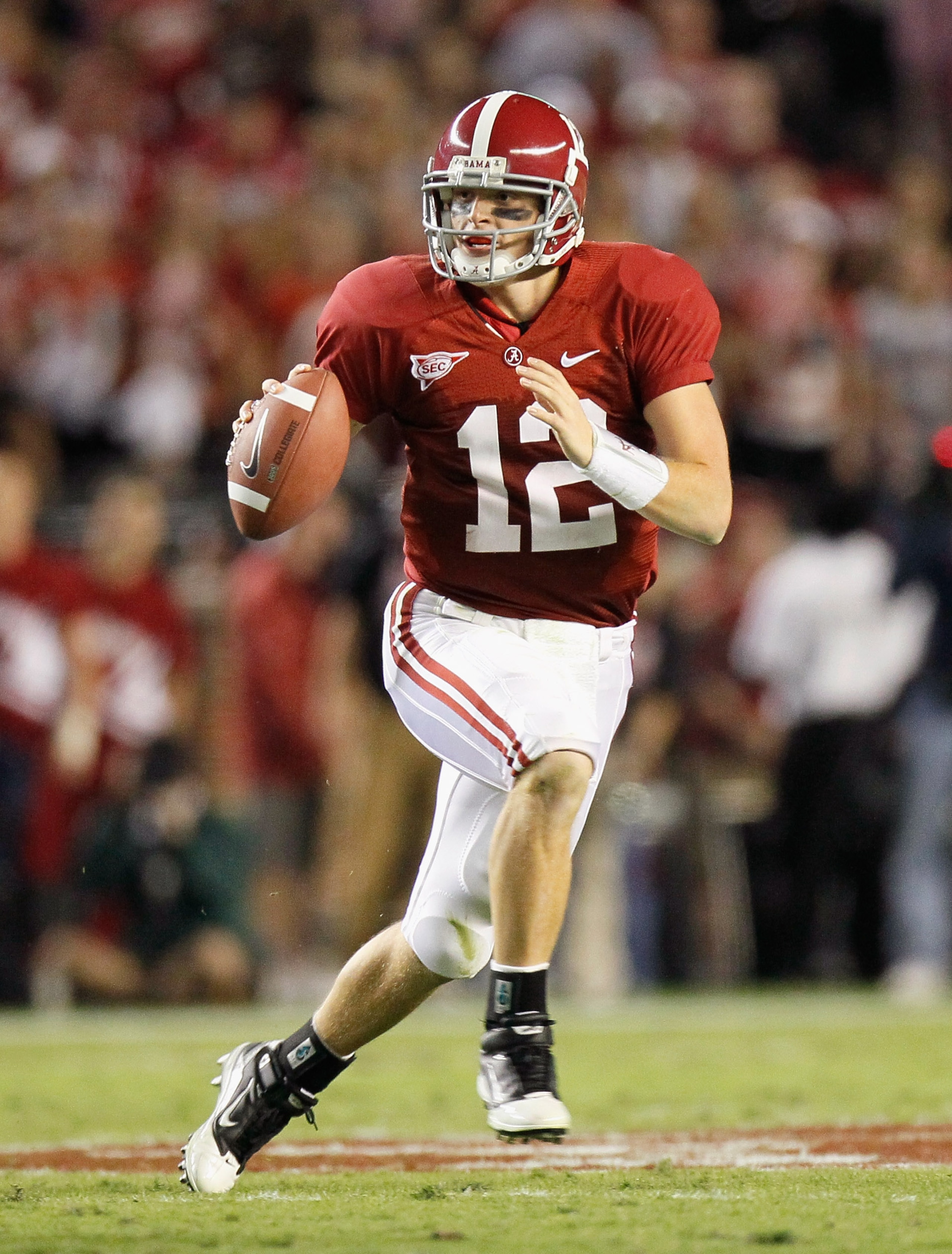 TUSCALOOSA, AL - OCTOBER 02:  Quarterback Greg McElroy #12 of the Alabama Crimson Tide against the Florida Gators at Bryant-Denny Stadium on October 2, 2010 in Tuscaloosa, Alabama.  (Photo by Kevin C. Cox/Getty Images)