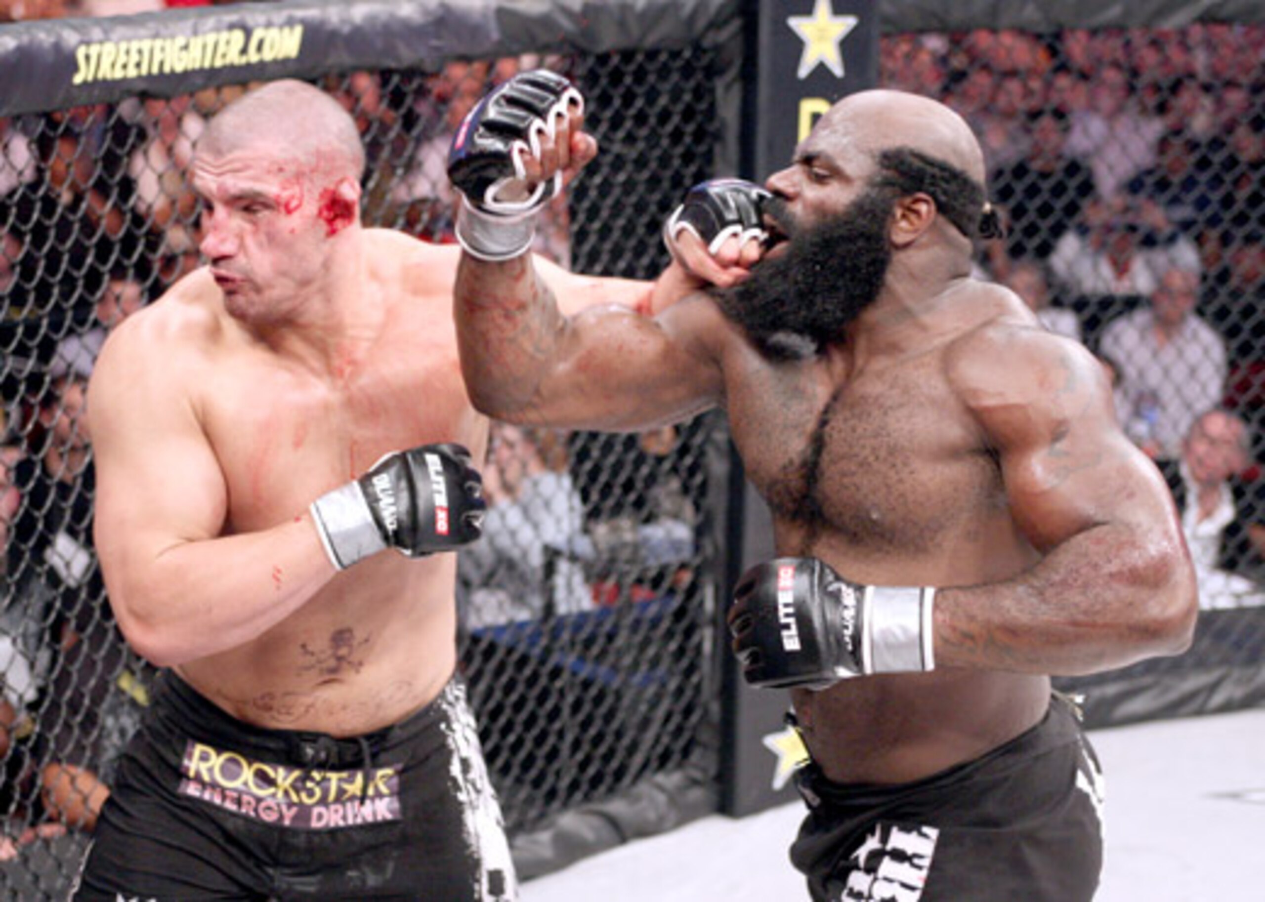 Kimbo Slice defeating James Thompson