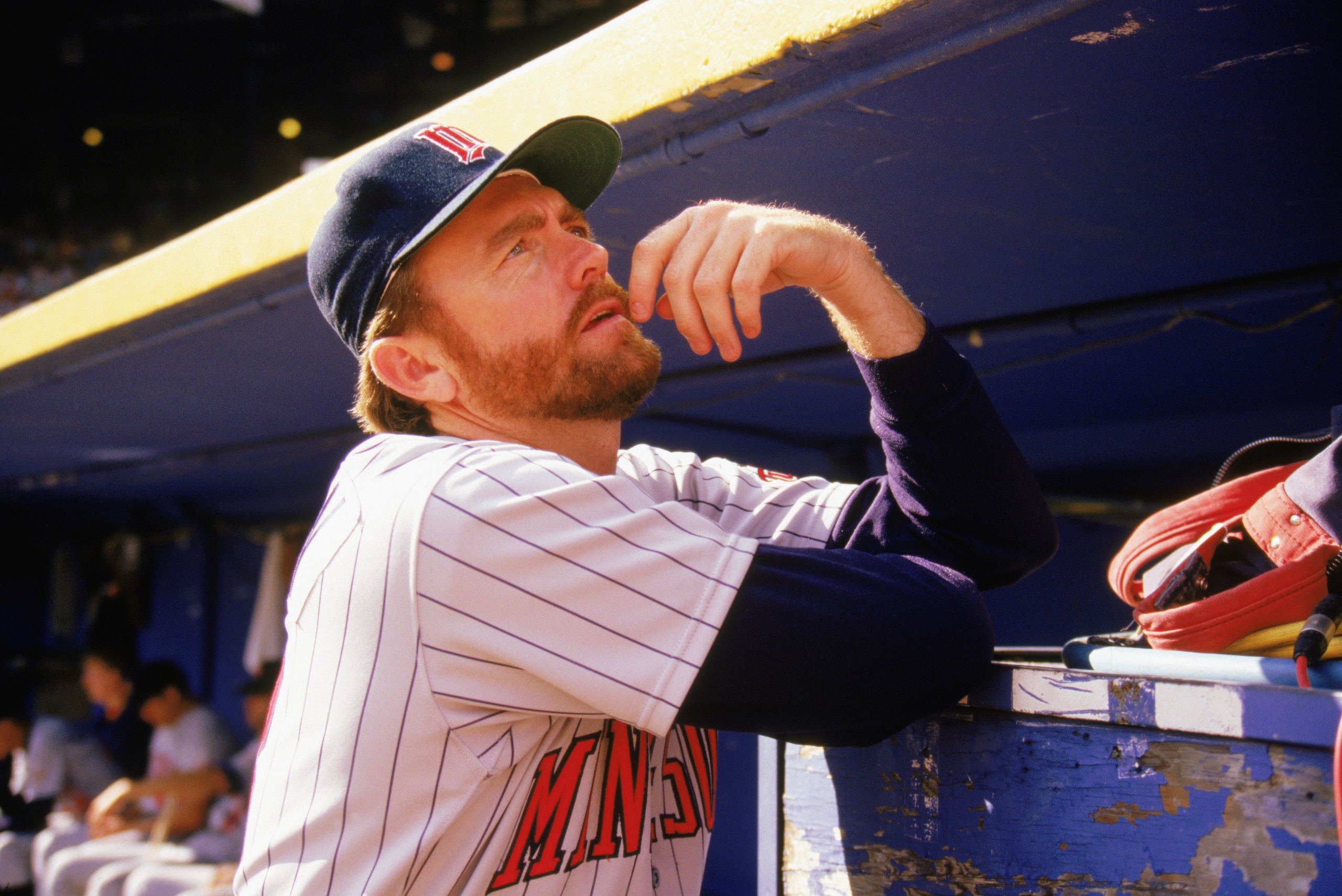 1989: Bert Blyleven of the Minnesota Twins stands in the dugout during a game in the 1989 season. (Photo by: Jonathan Daniel/Getty Images) 1989: Bert Blyleven of the Minnesota Twins stands in the dugout during a game in the 1989 season. (Photo by: Jonathan Daniel/Getty Images)