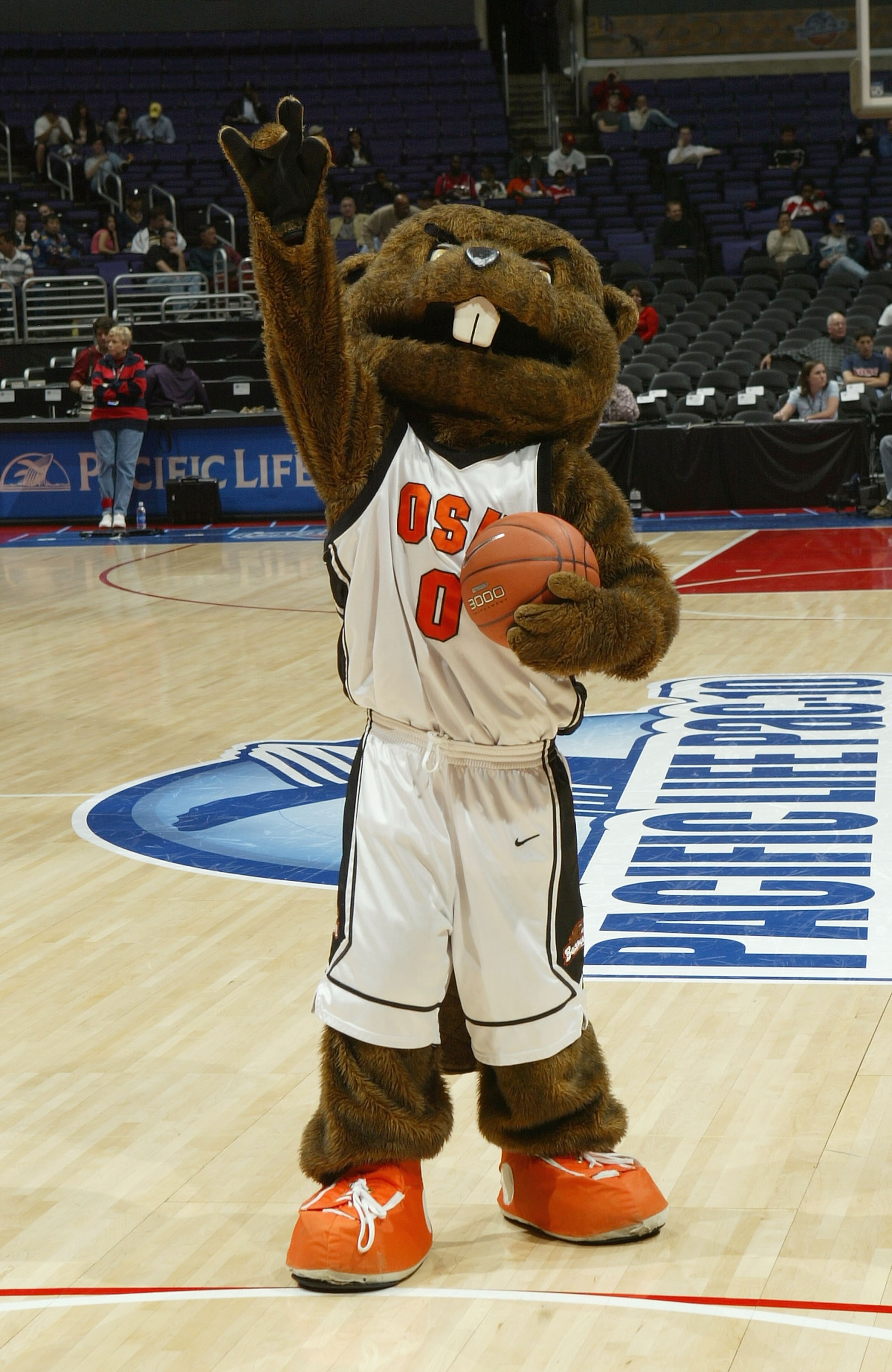 LOS ANGELES - MARCH 11: The Oregon State Beavers mascot performs during the 2005 Pacific Life Pac-10 Men's Basketball Tournament semi final Game 1 against the University of Arizona Wildcats at Staples Center on March 11, 2005 in Los Angeles, California. LOS ANGELES - MARCH 11: The Oregon State Beavers mascot performs during the 2005 Pacific Life Pac-10 Men's Basketball Tournament semi final Game 1 against the University of Arizona Wildcats at Staples Center on March 11, 2005 in Los Angeles, California.
