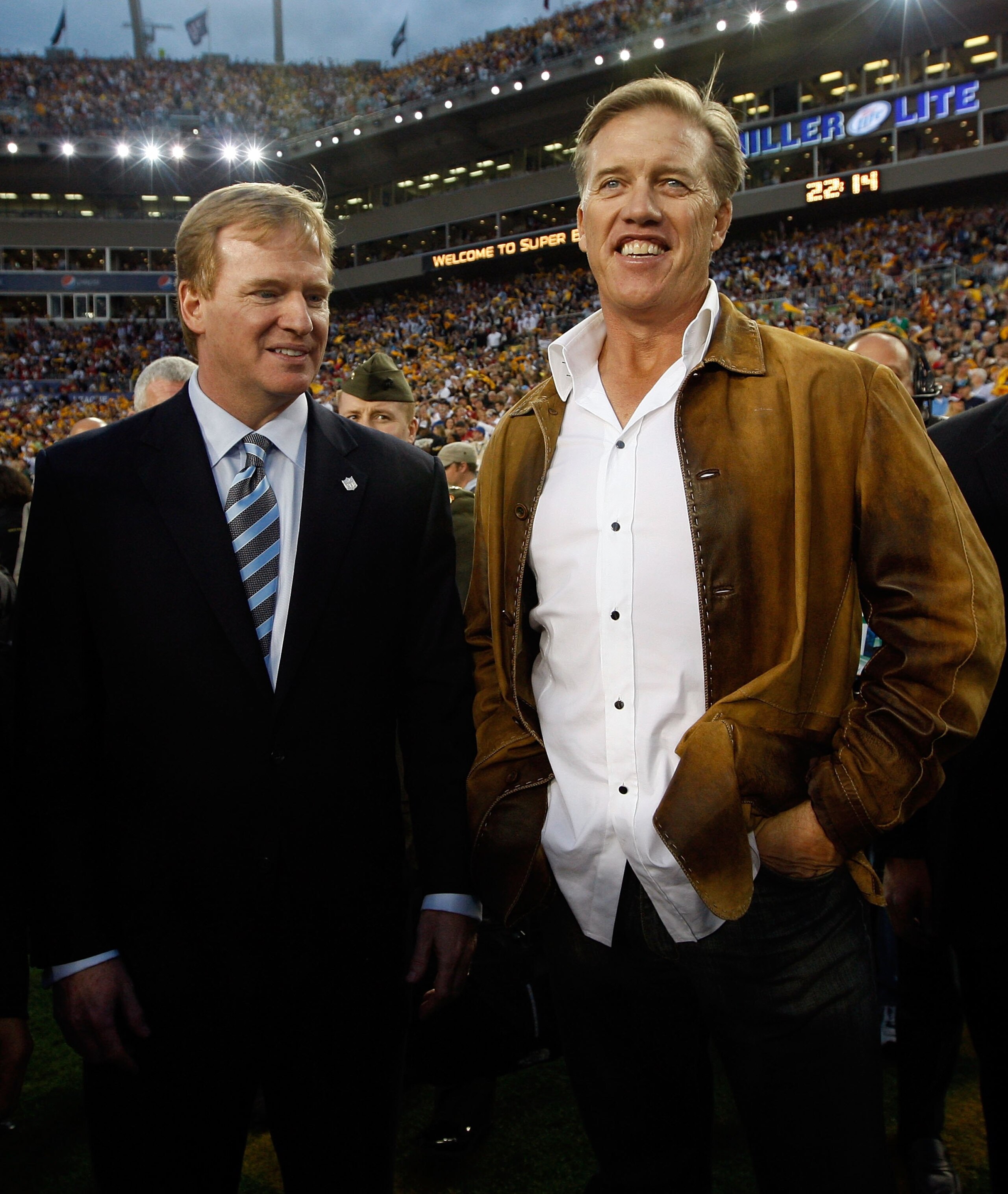 TAMPA, FL - FEBRUARY 01: NFL Commissioner Roger Goodell and and hall of famer John Elway on the field prior to Super Bowl XLIII between the Arizona Cardinals and the Pittsburgh Steelers on February 1, 2009 at Raymond James Stadium in Tampa, Florida. (Ph TAMPA, FL - FEBRUARY 01: NFL Commissioner Roger Goodell and and hall of famer John Elway on the field prior to Super Bowl XLIII between the Arizona Cardinals and the Pittsburgh Steelers on February 1, 2009 at Raymond James Stadium in Tampa, Florida. (Ph